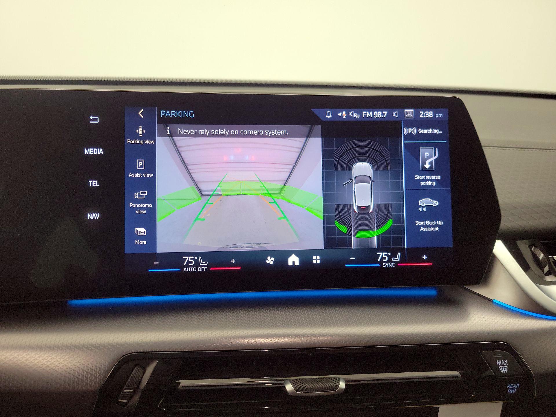 Thumbnail: 2025 BMW X2 - 14