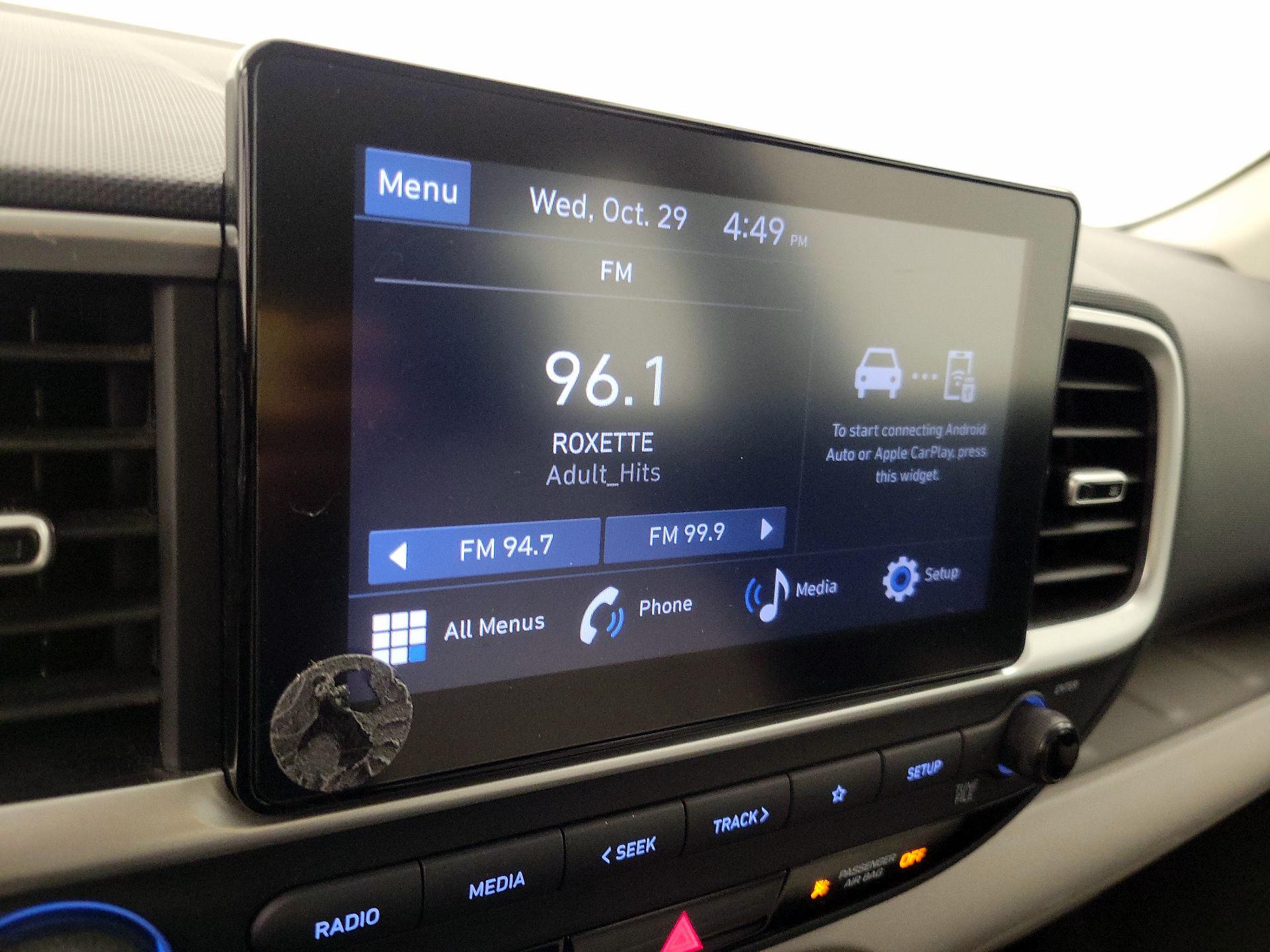 Thumbnail: 2023 Hyundai Venue - 15