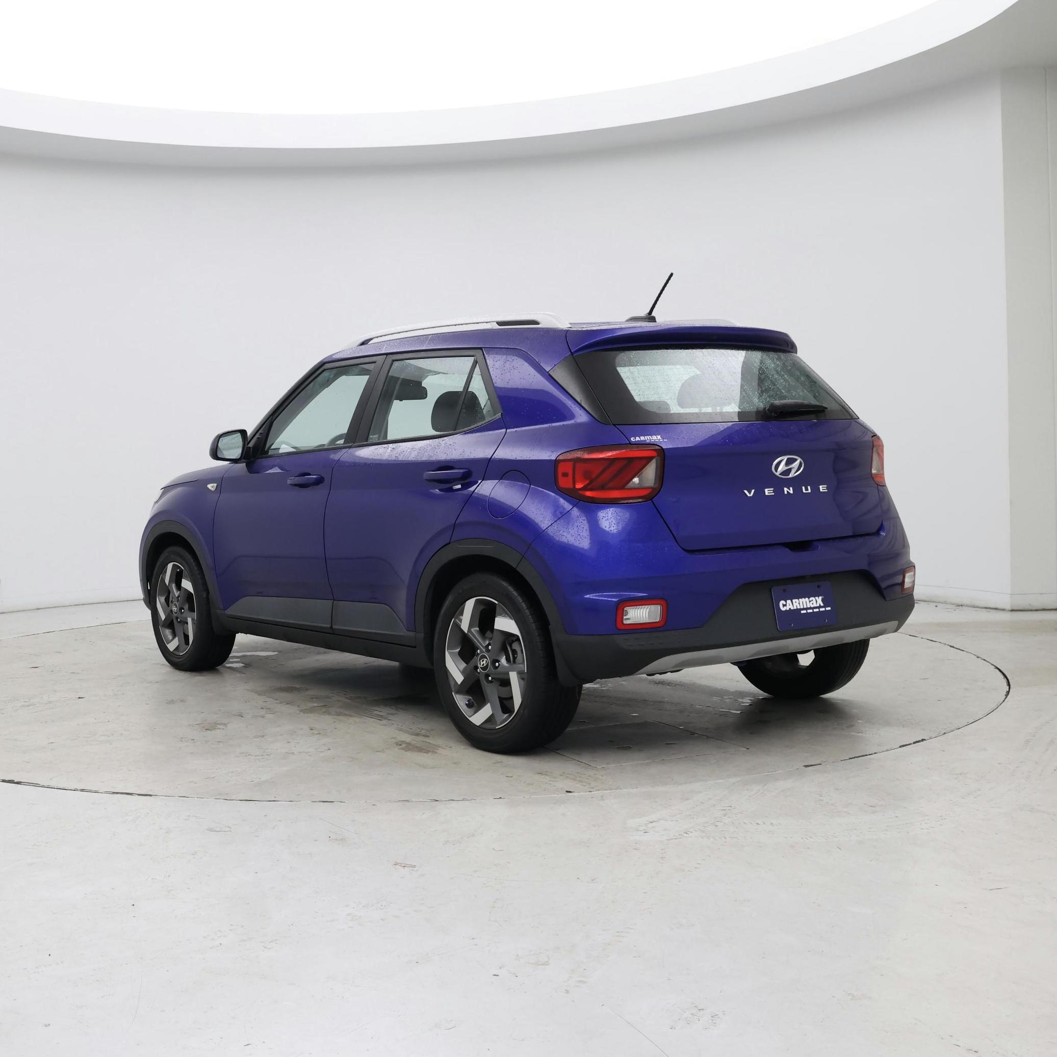 Thumbnail: 2023 Hyundai Venue - 2