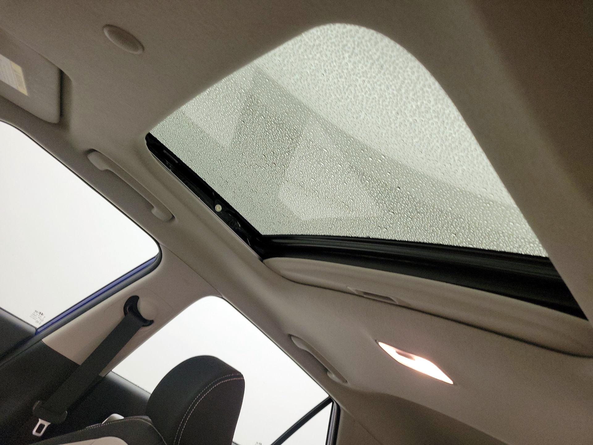 Thumbnail: 2023 Hyundai Venue - 19