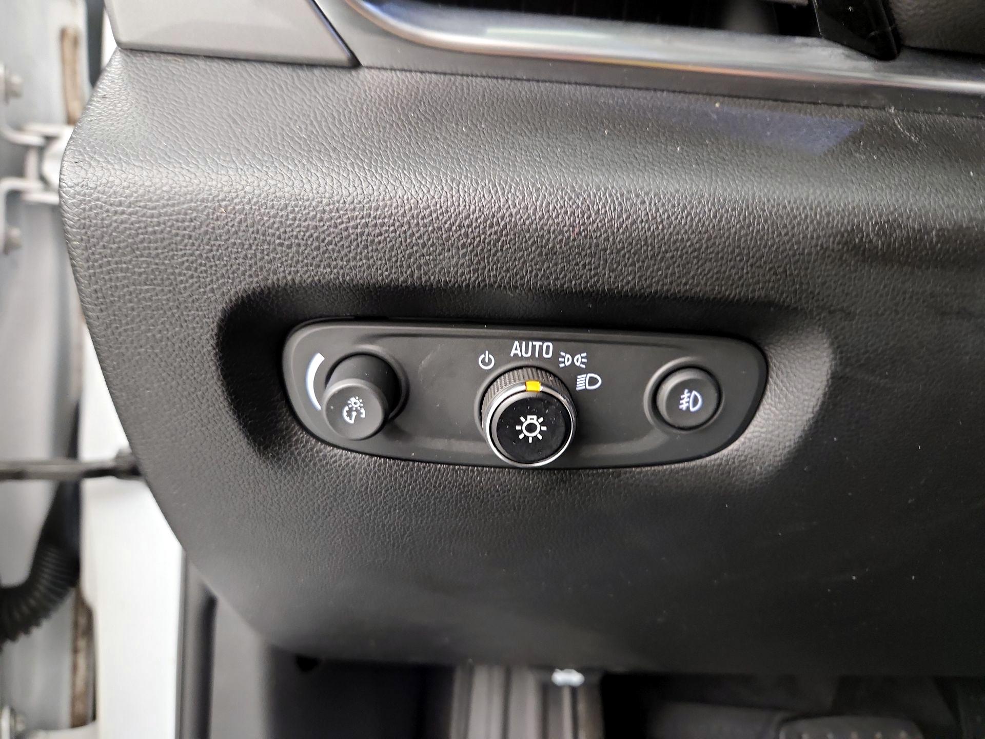 Thumbnail: 2019 Chevrolet Traverse - 13