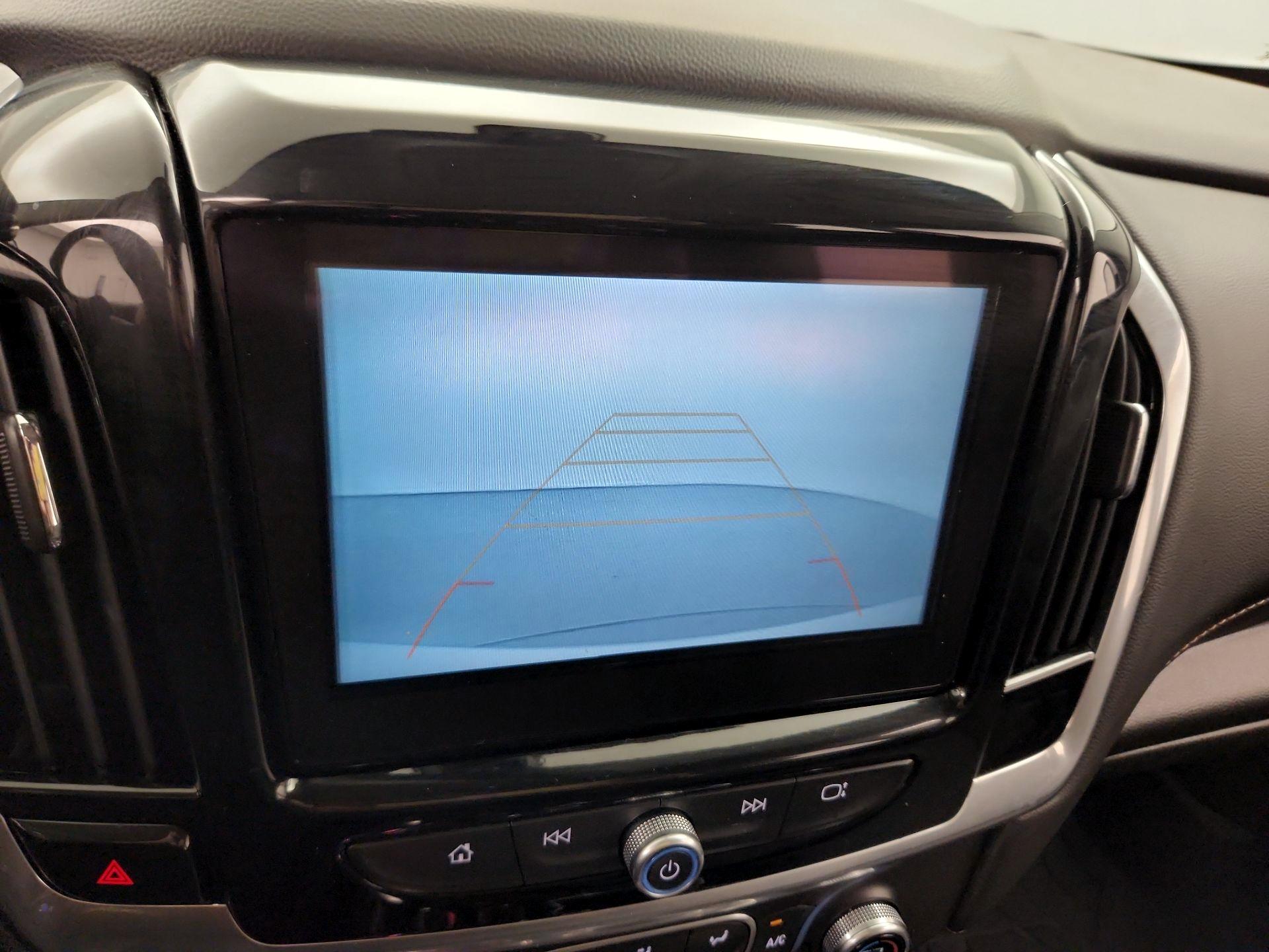 Thumbnail: 2019 Chevrolet Traverse - 14