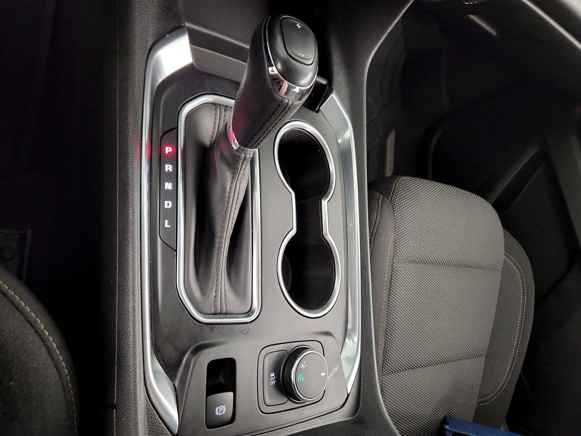 Thumbnail: 2019 Chevrolet Traverse - 17