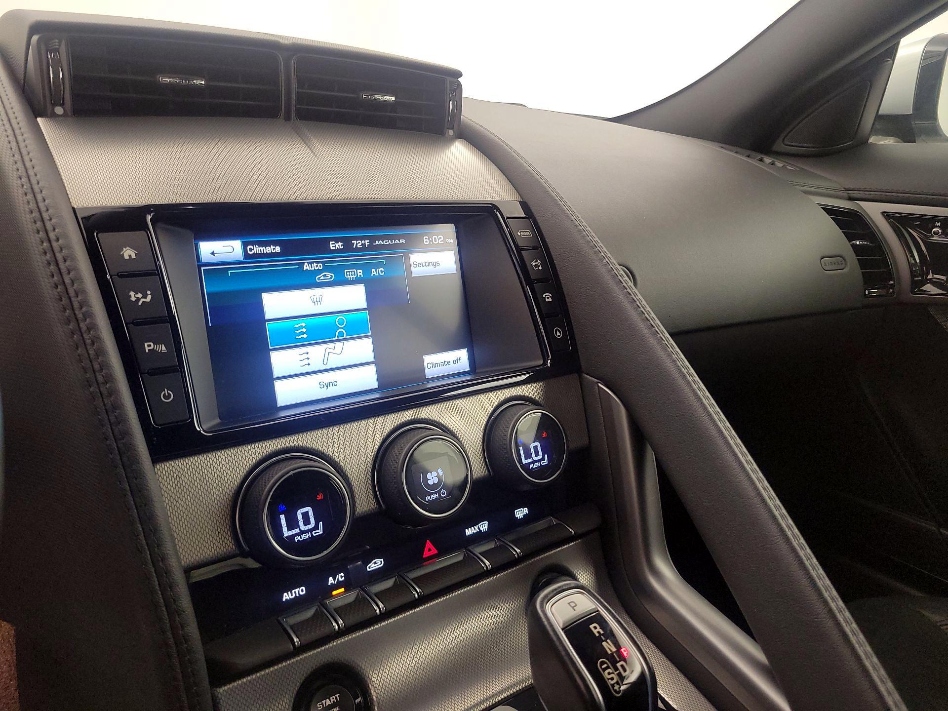 Thumbnail: 2016 Jaguar F-Type - 17