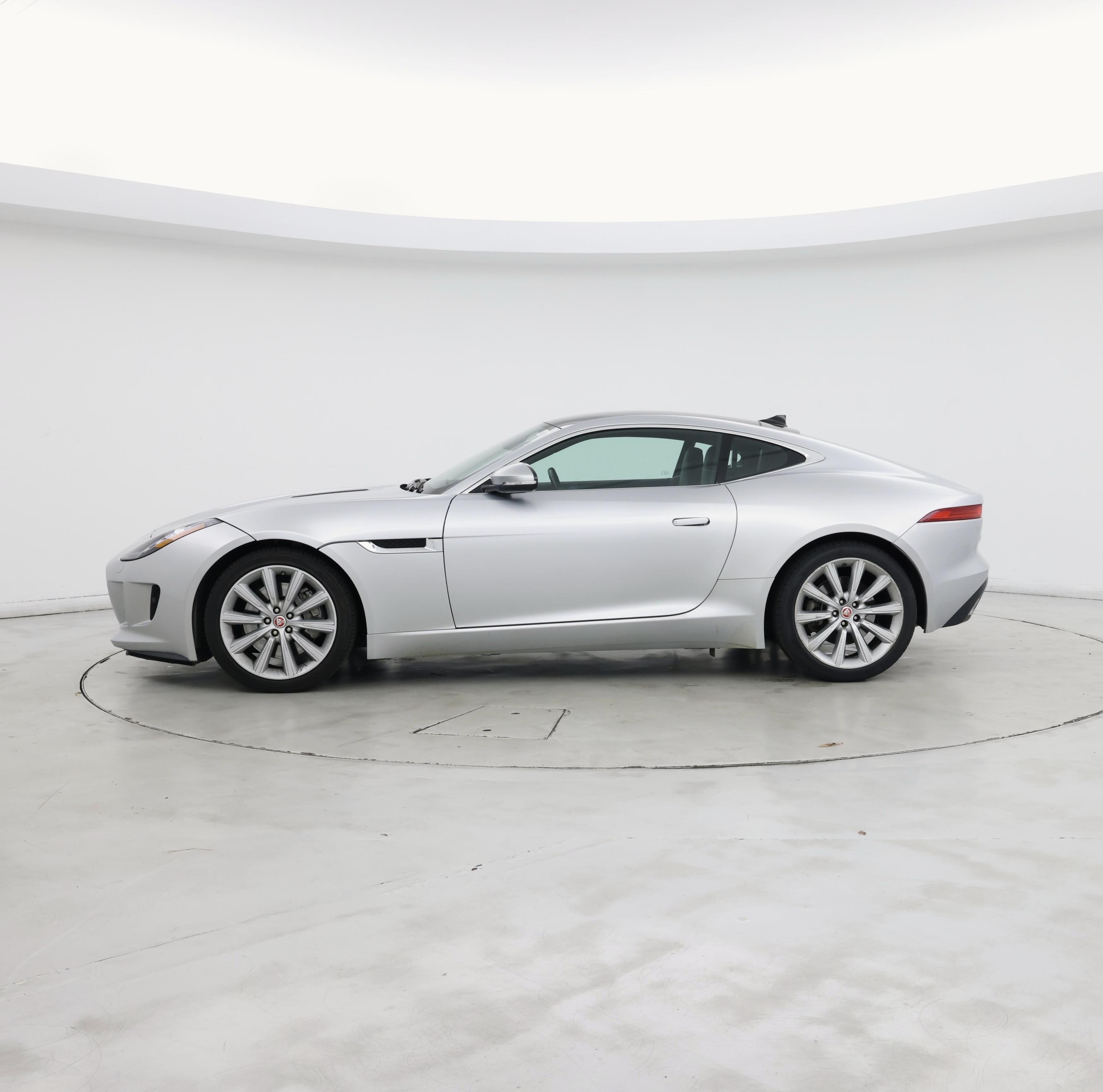 Thumbnail: 2016 Jaguar F-Type - 3