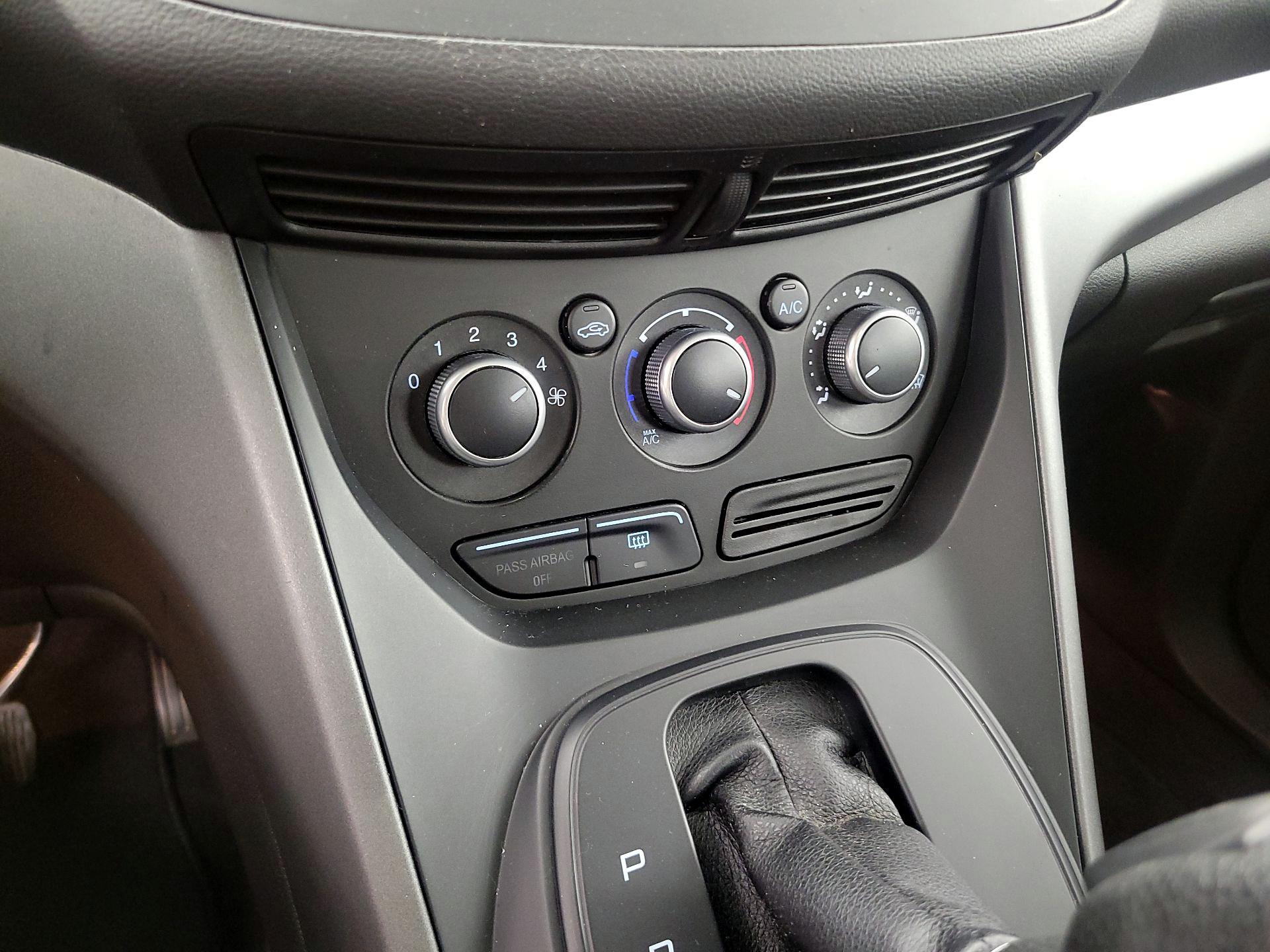 Thumbnail: 2014 Ford Escape - 16