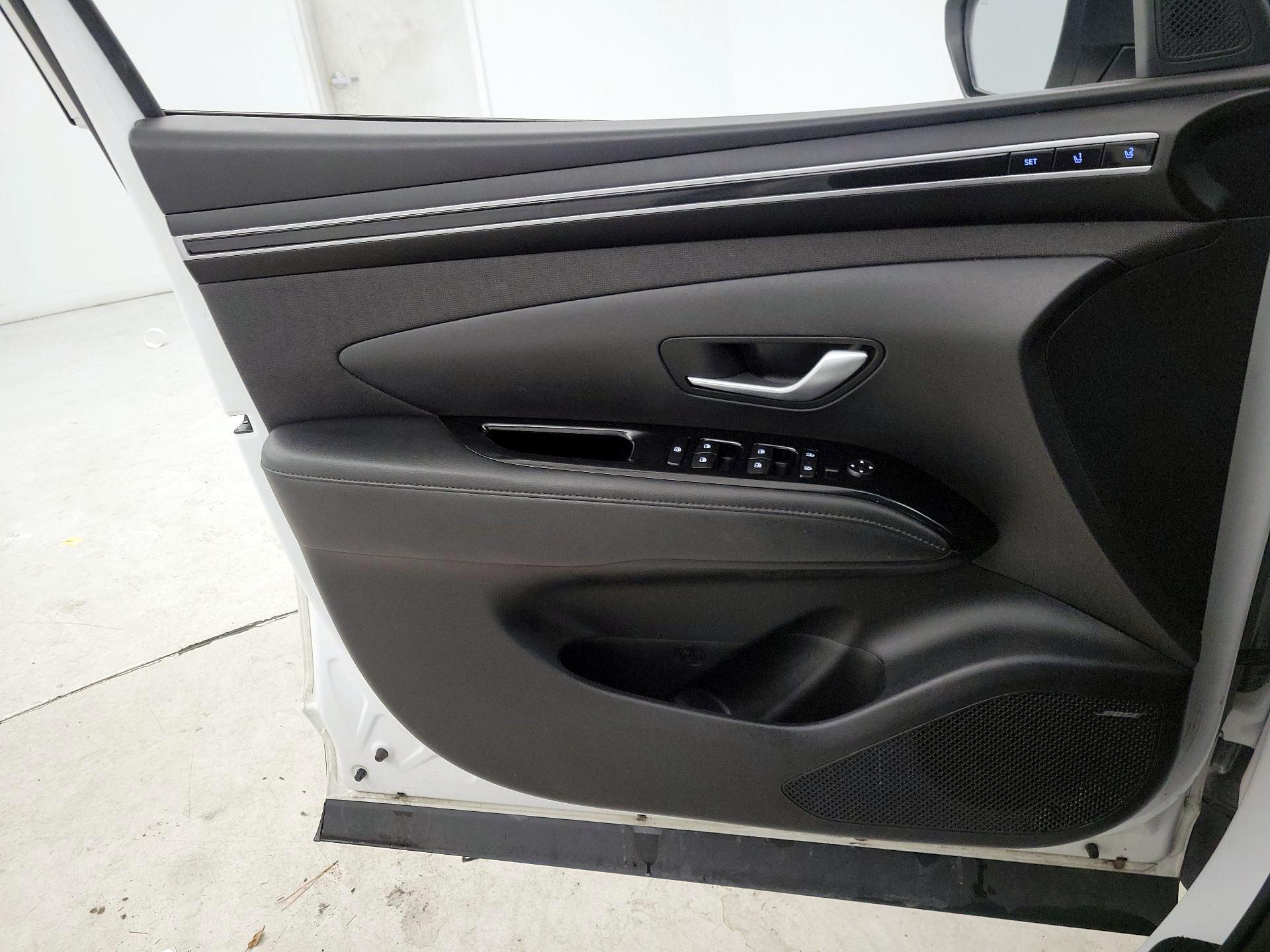 Thumbnail: 2023 Hyundai Tucson - 12