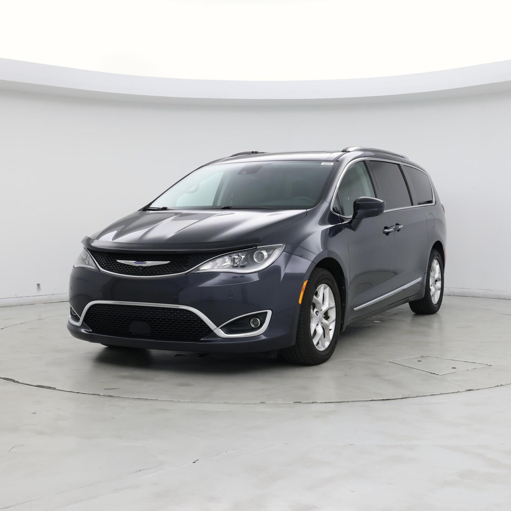 Thumbnail: 2020 Chrysler Pacifica - 4