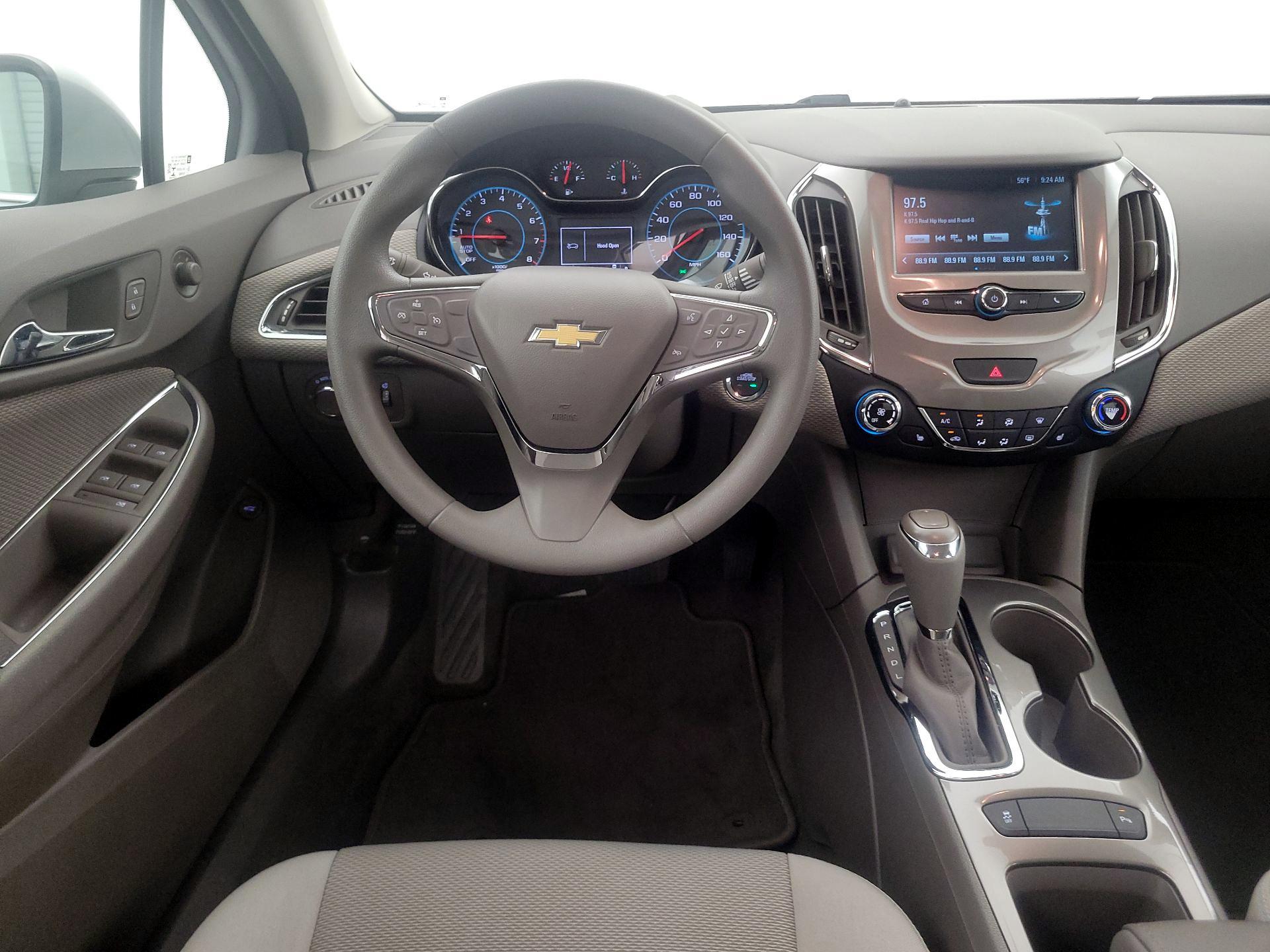 Thumbnail: 2017 Chevrolet Cruze - 10
