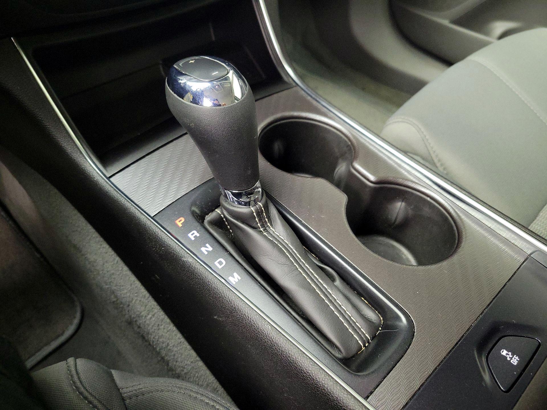 Thumbnail: 2015 Chevrolet Impala - 16