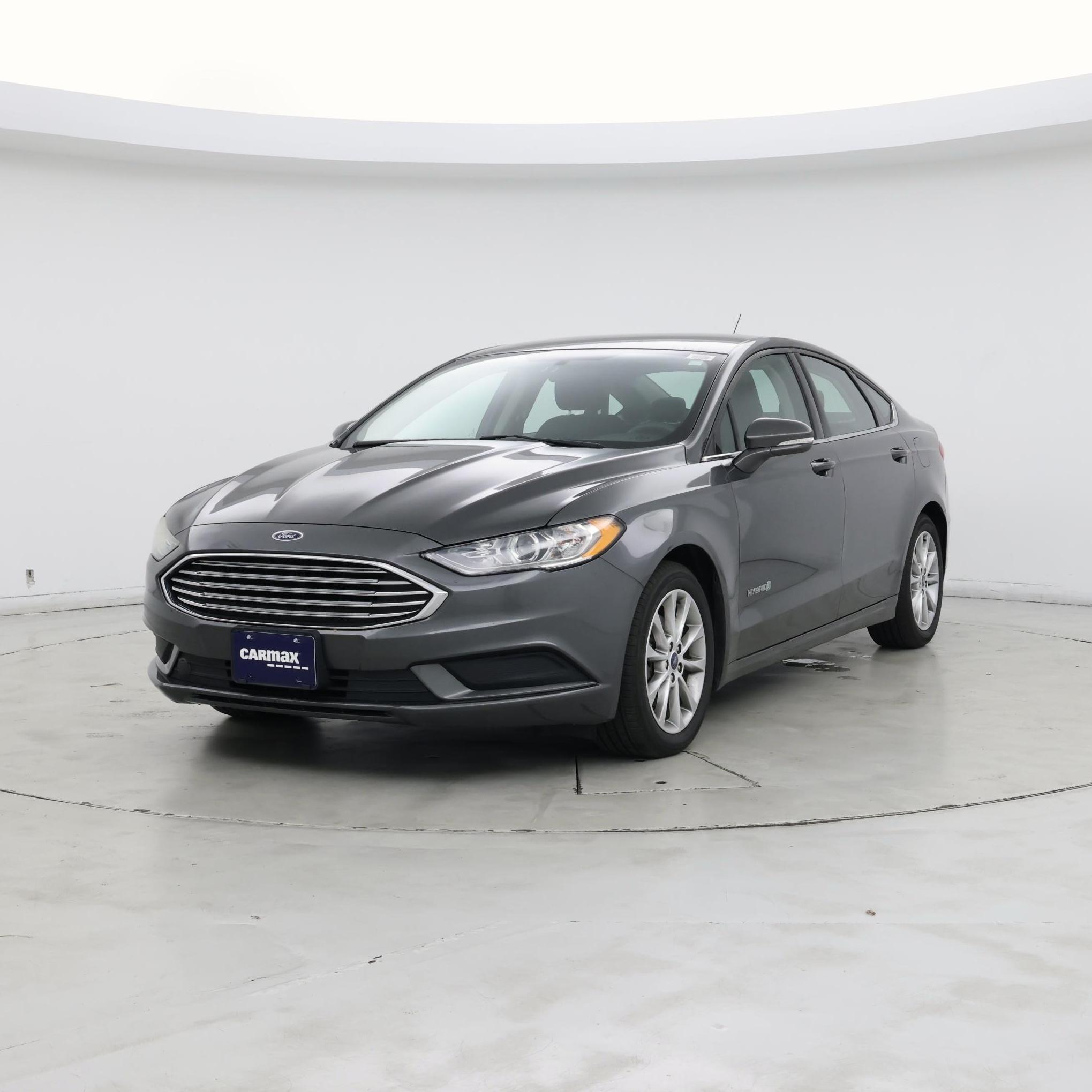 Thumbnail: 2017 Ford Fusion - 4