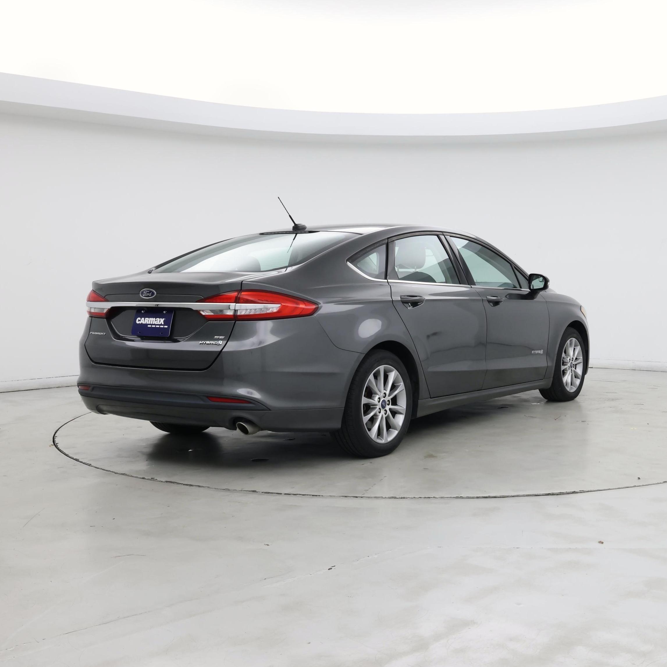 Thumbnail: 2017 Ford Fusion - 8