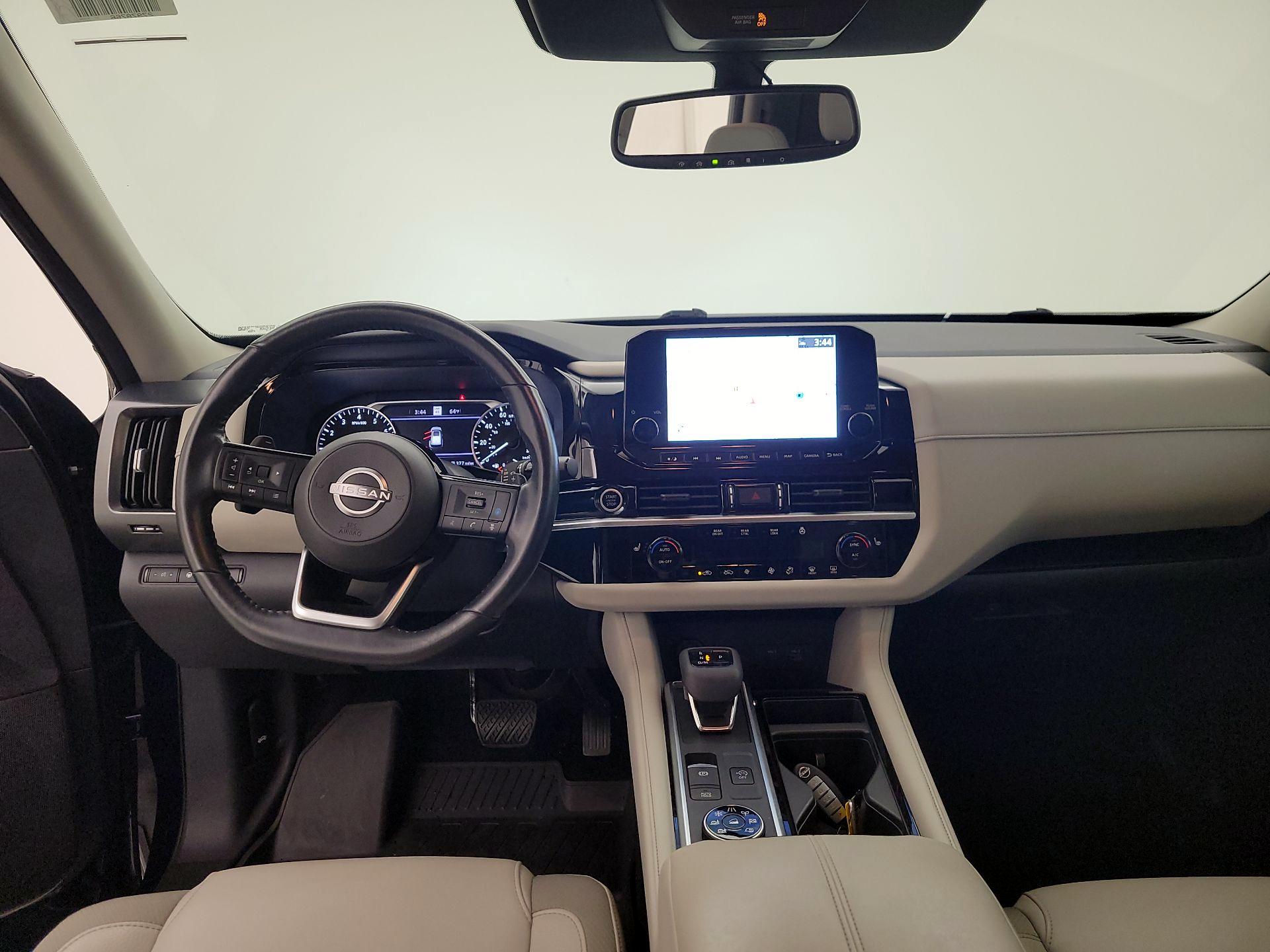 Thumbnail: 2022 Nissan Pathfinder - 9