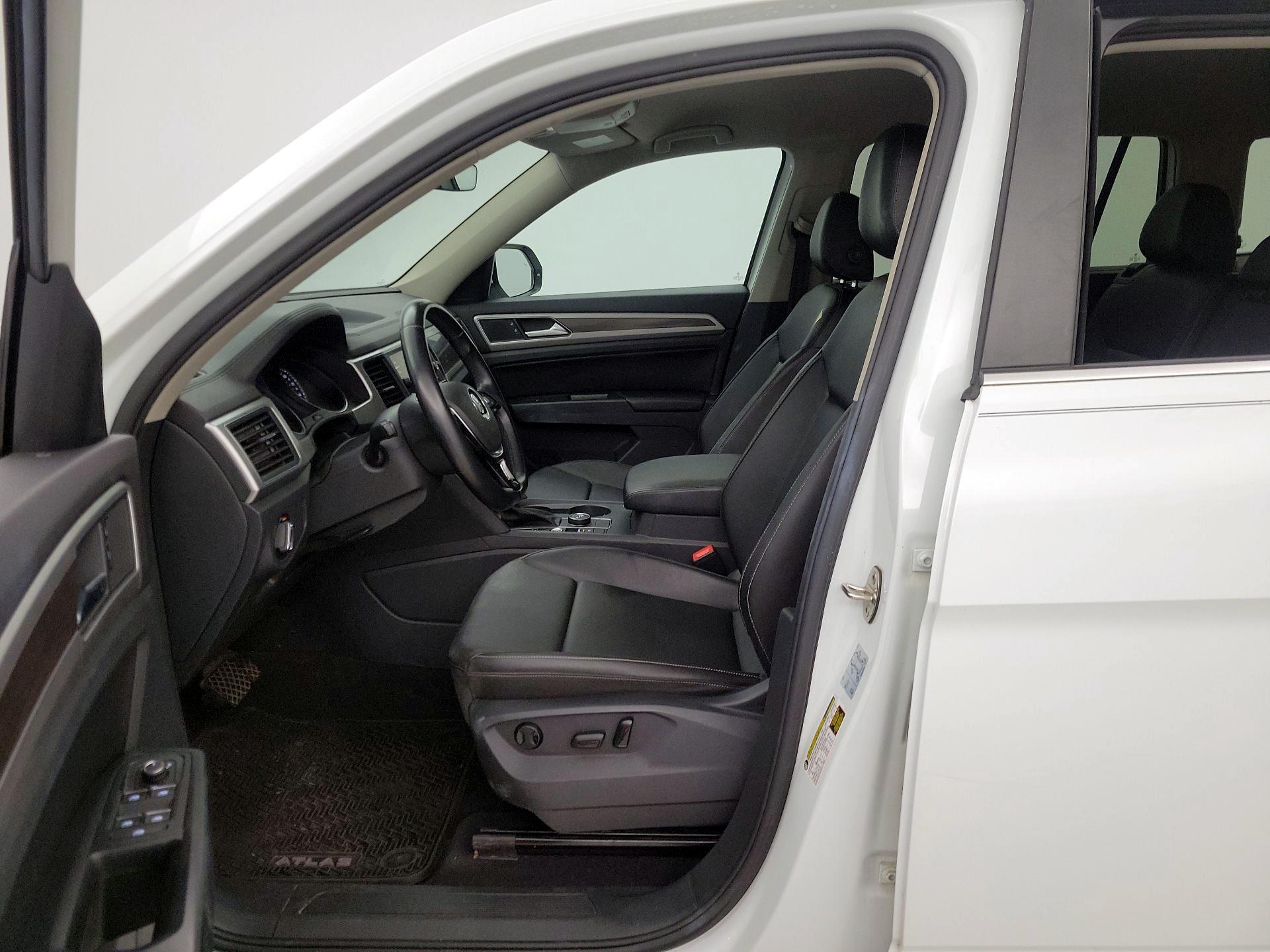 Thumbnail: 2018 Volkswagen Atlas - 11
