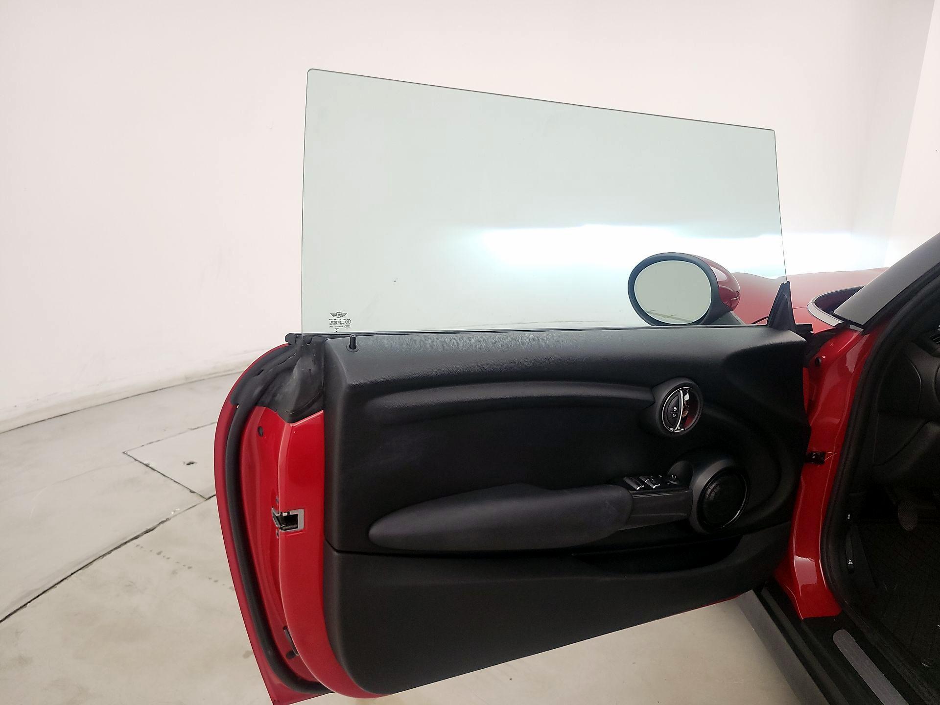 Thumbnail: 2016 MINI Cooper - 12