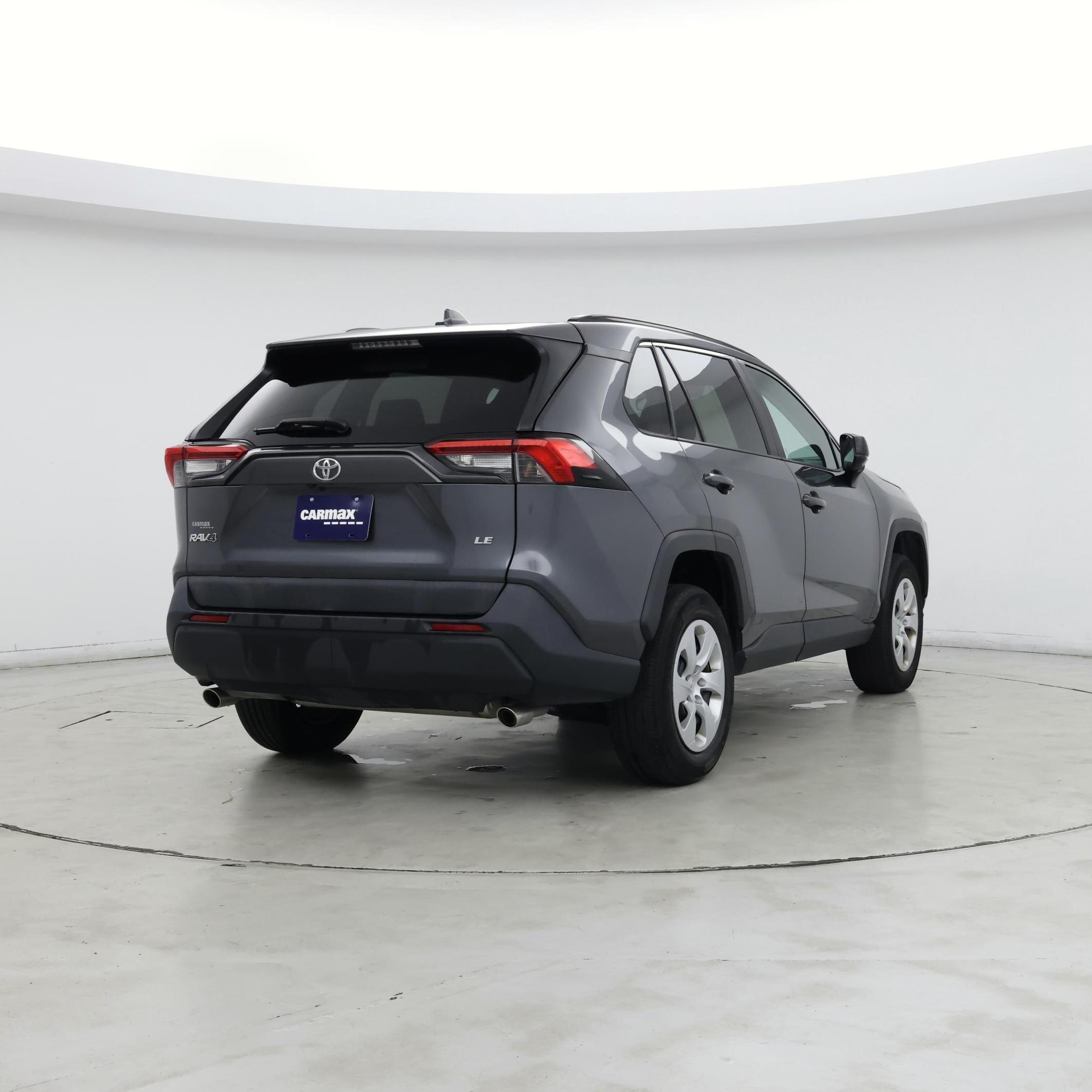 Thumbnail: 2019 Toyota RAV4 - 8