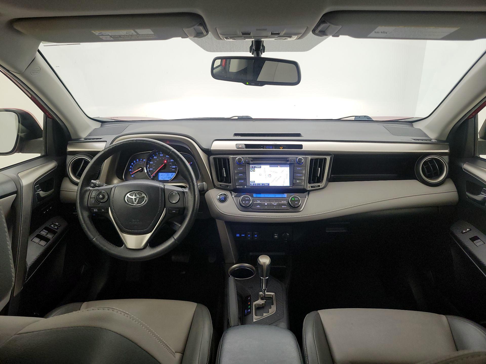 Thumbnail: 2015 Toyota RAV4 - 9
