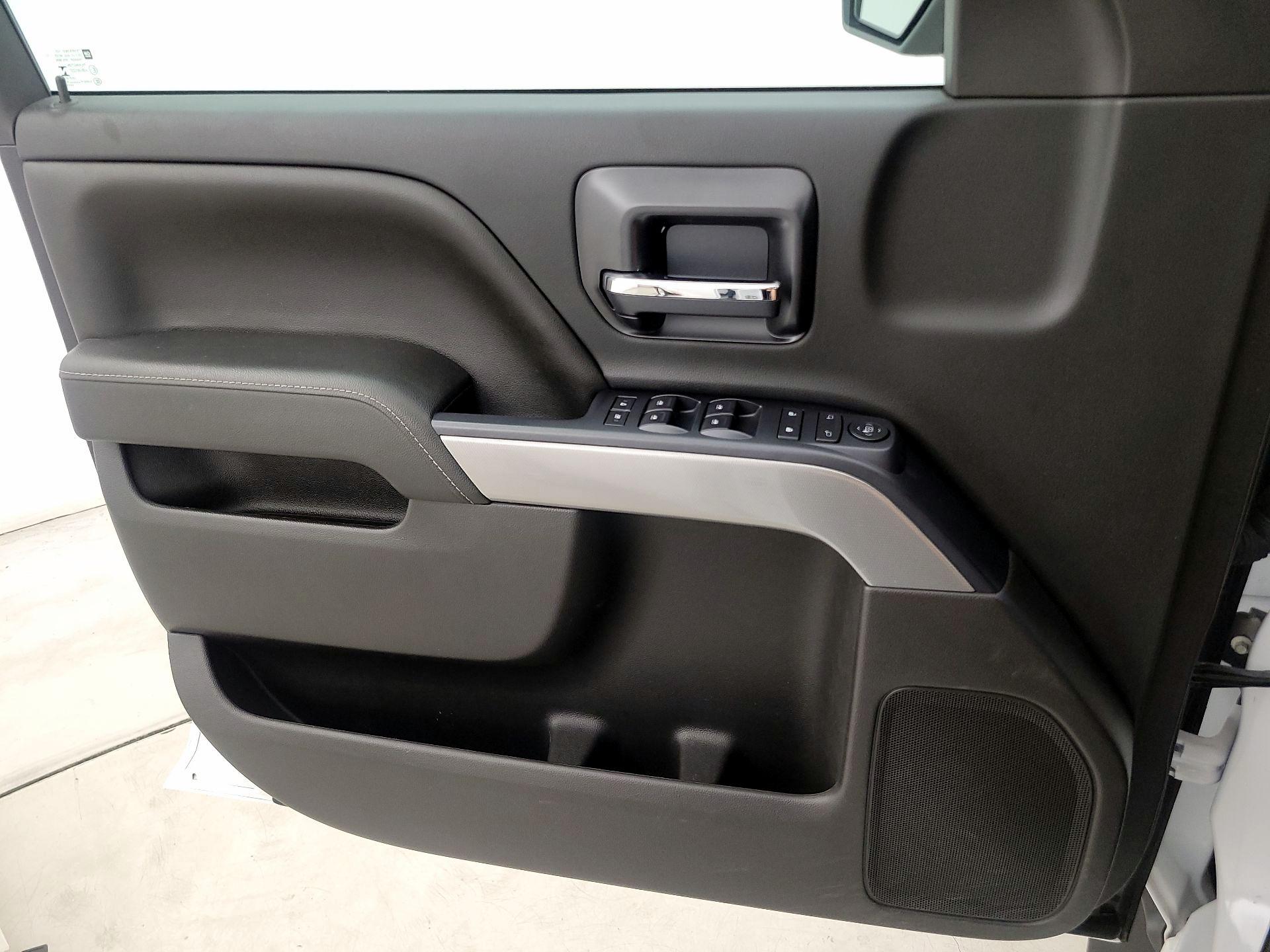 Thumbnail: 2016 Chevrolet Silverado 1500 - 12