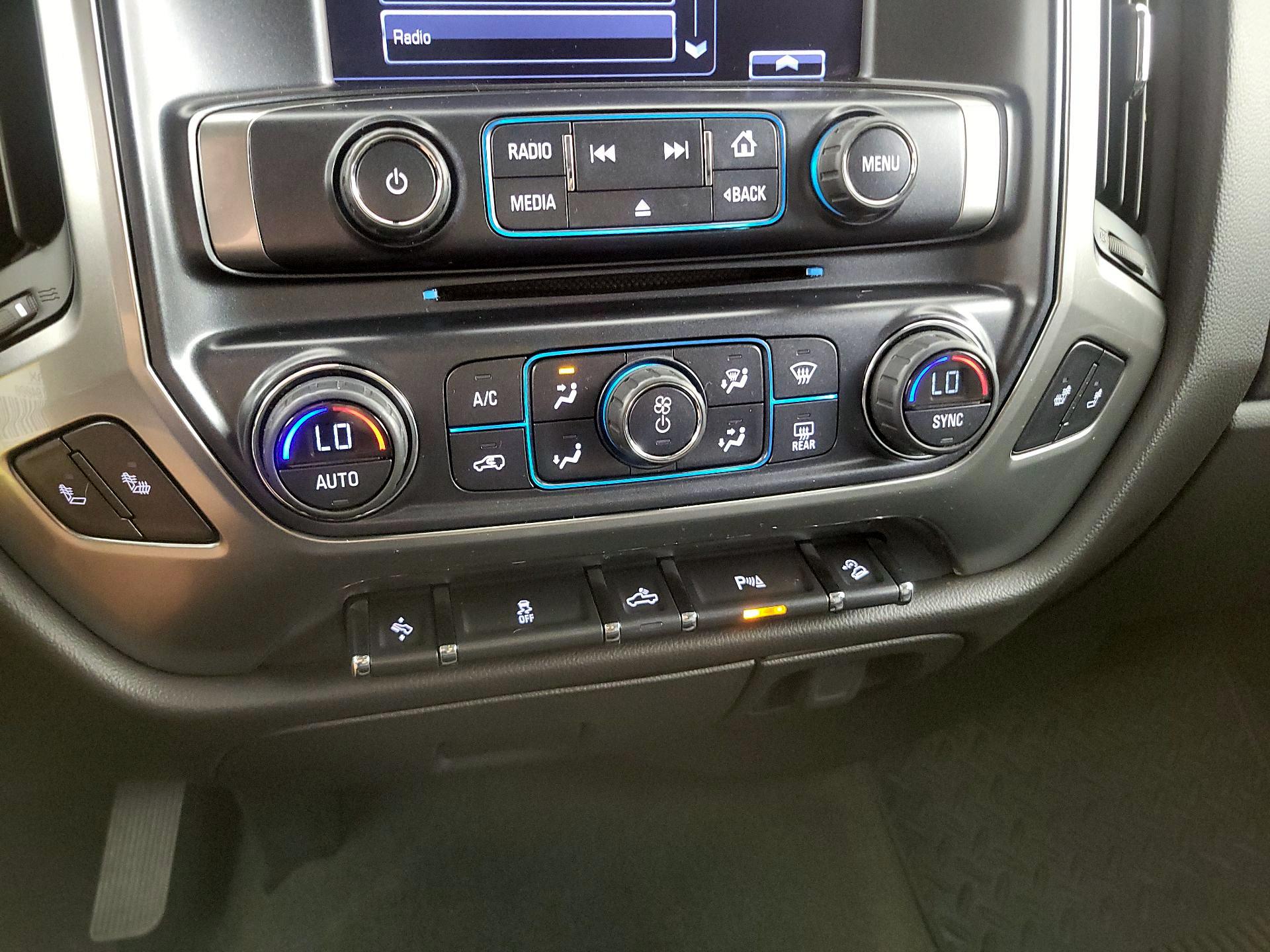 Thumbnail: 2016 Chevrolet Silverado 1500 - 16