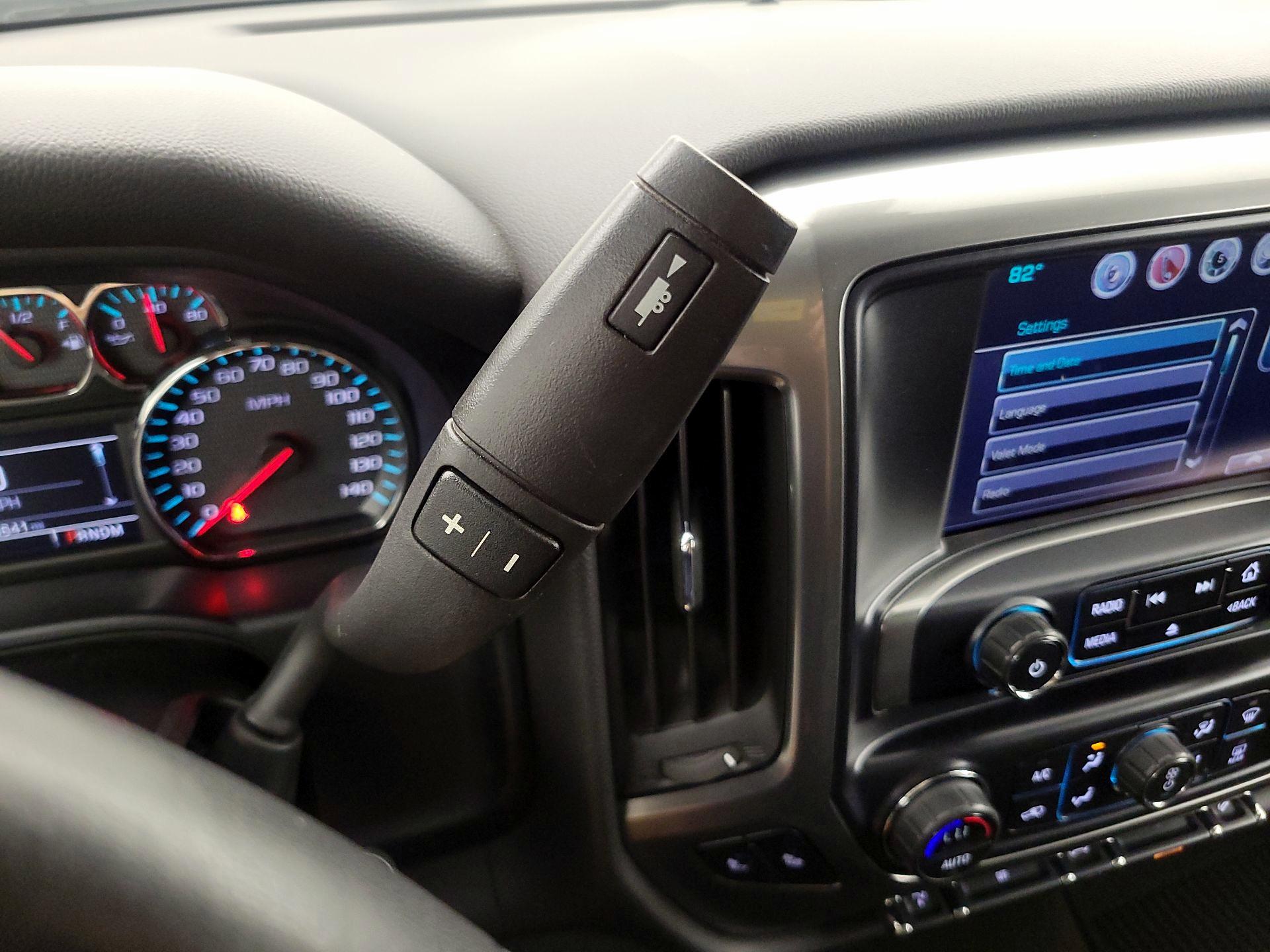 Thumbnail: 2016 Chevrolet Silverado 1500 - 17