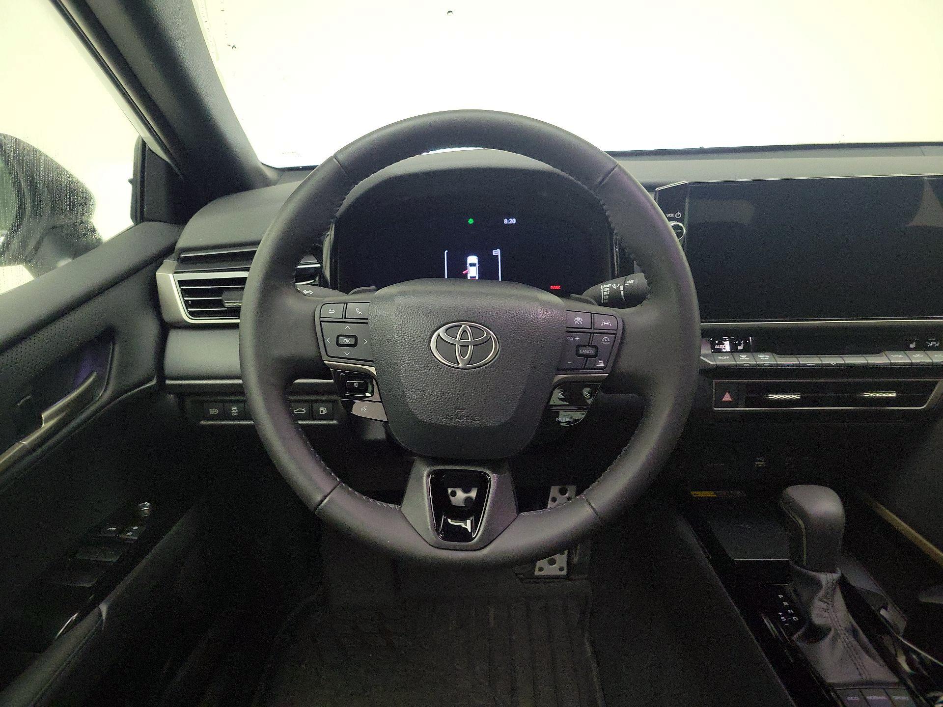 Thumbnail: 2025 Toyota Camry - 10