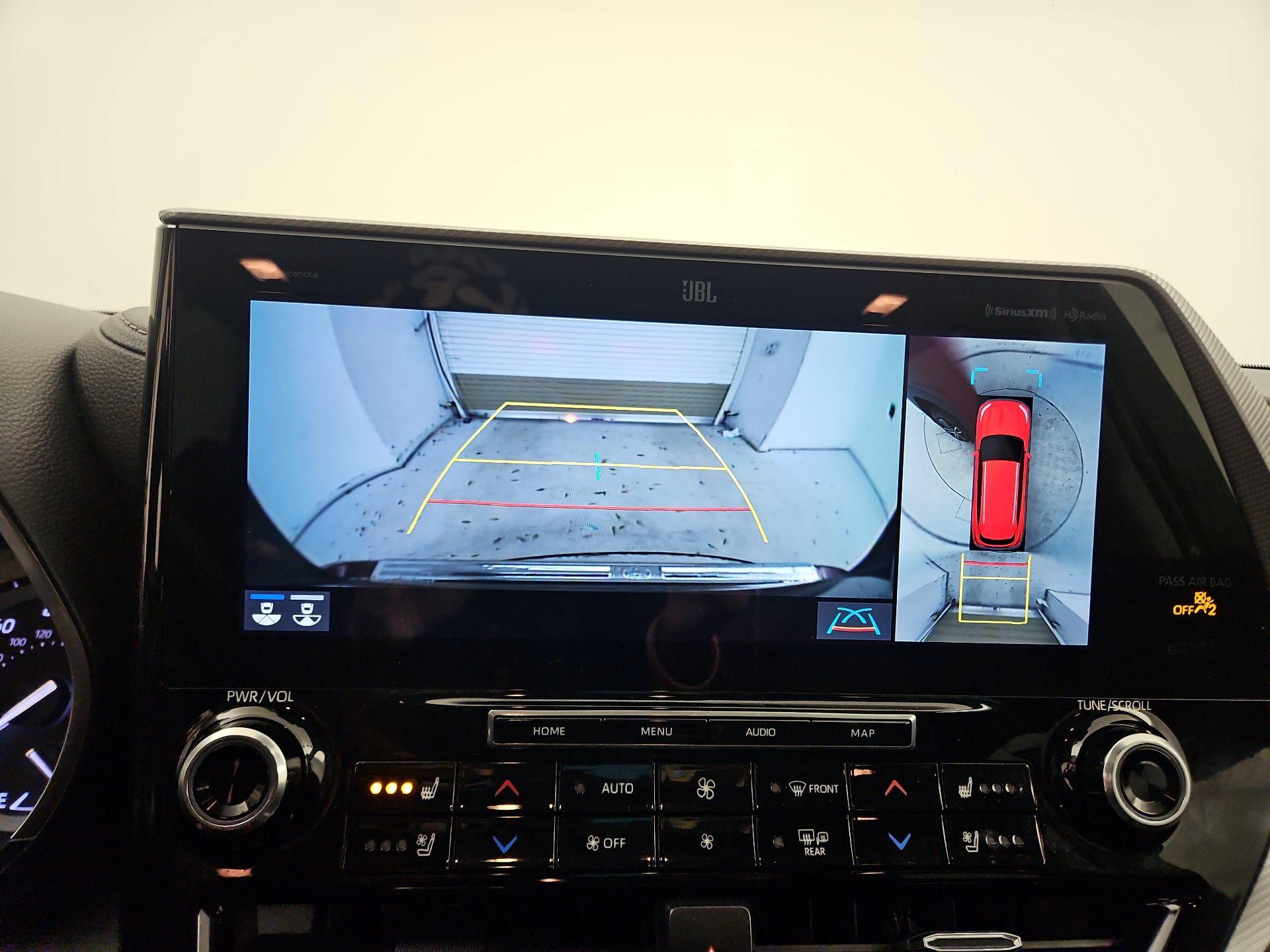 Thumbnail: 2022 Toyota Highlander - 15