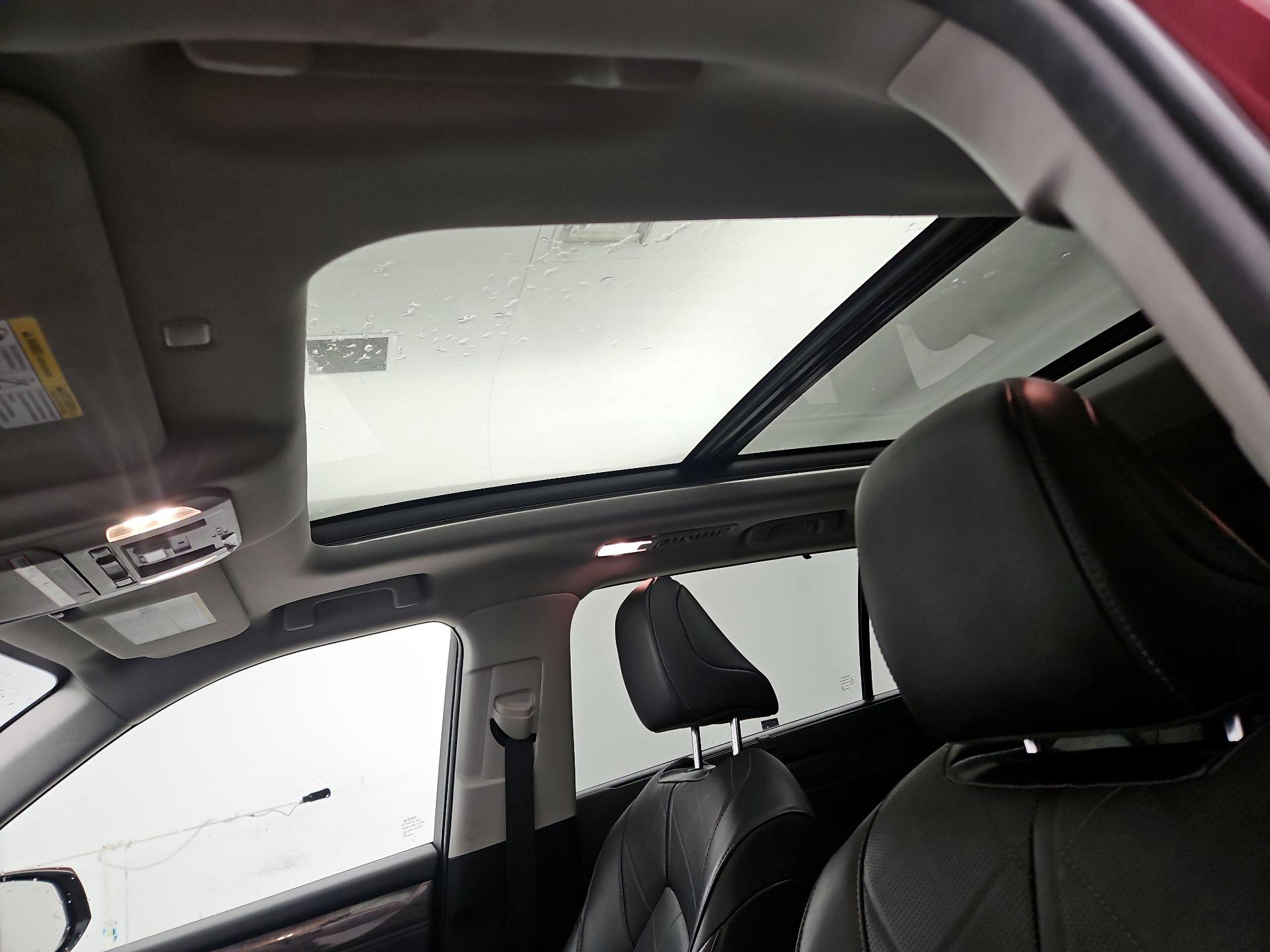 Thumbnail: 2022 Toyota Highlander - 20