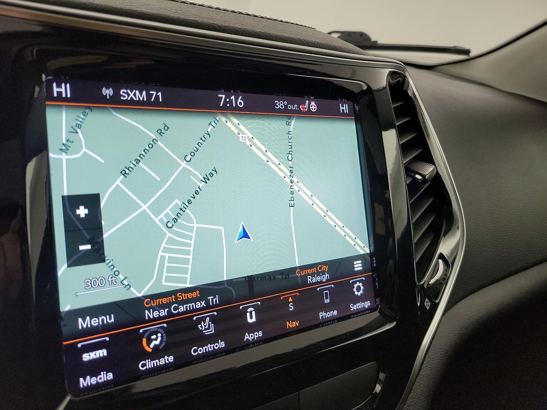 Thumbnail: 2020 Jeep Cherokee - 14