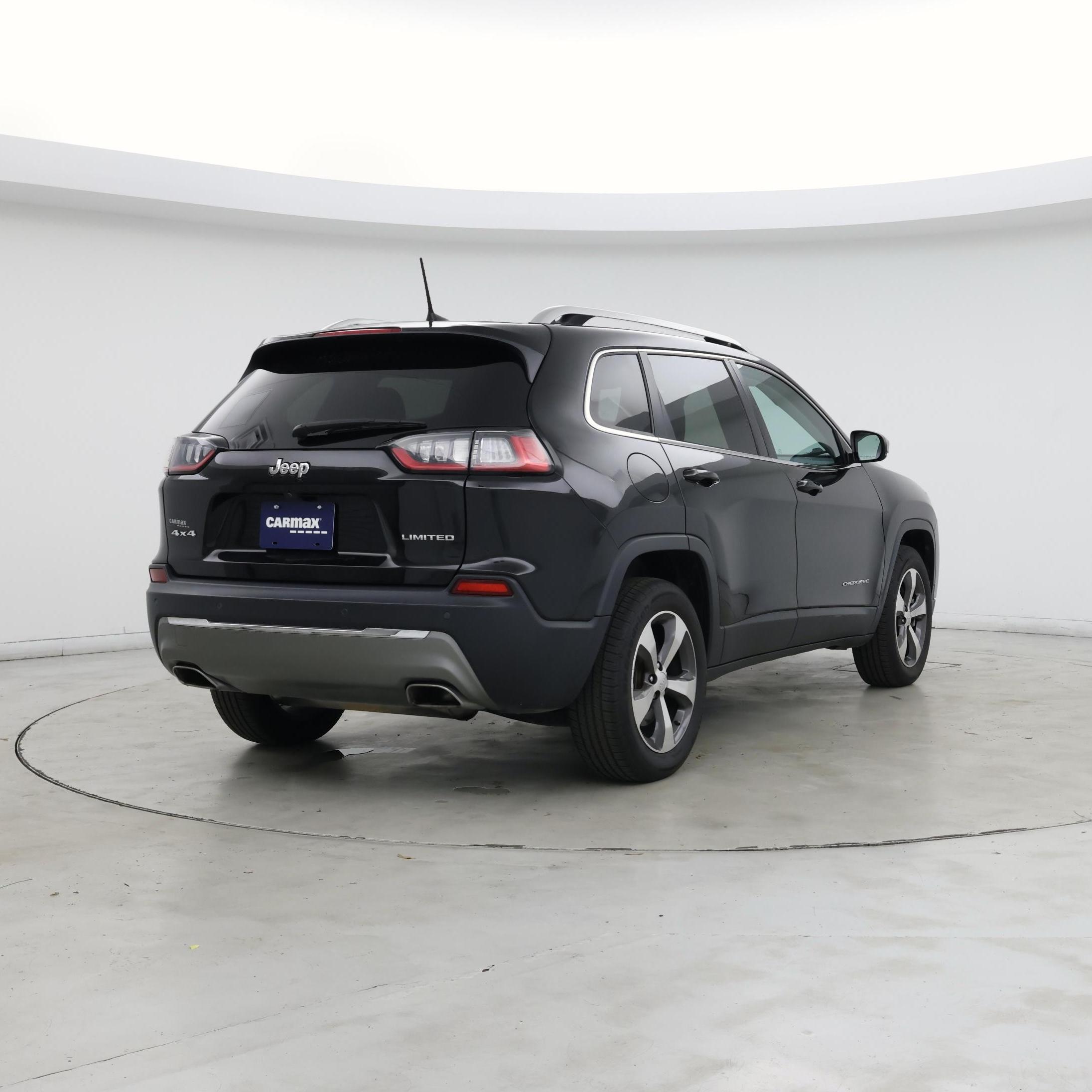 Thumbnail: 2020 Jeep Cherokee - 8