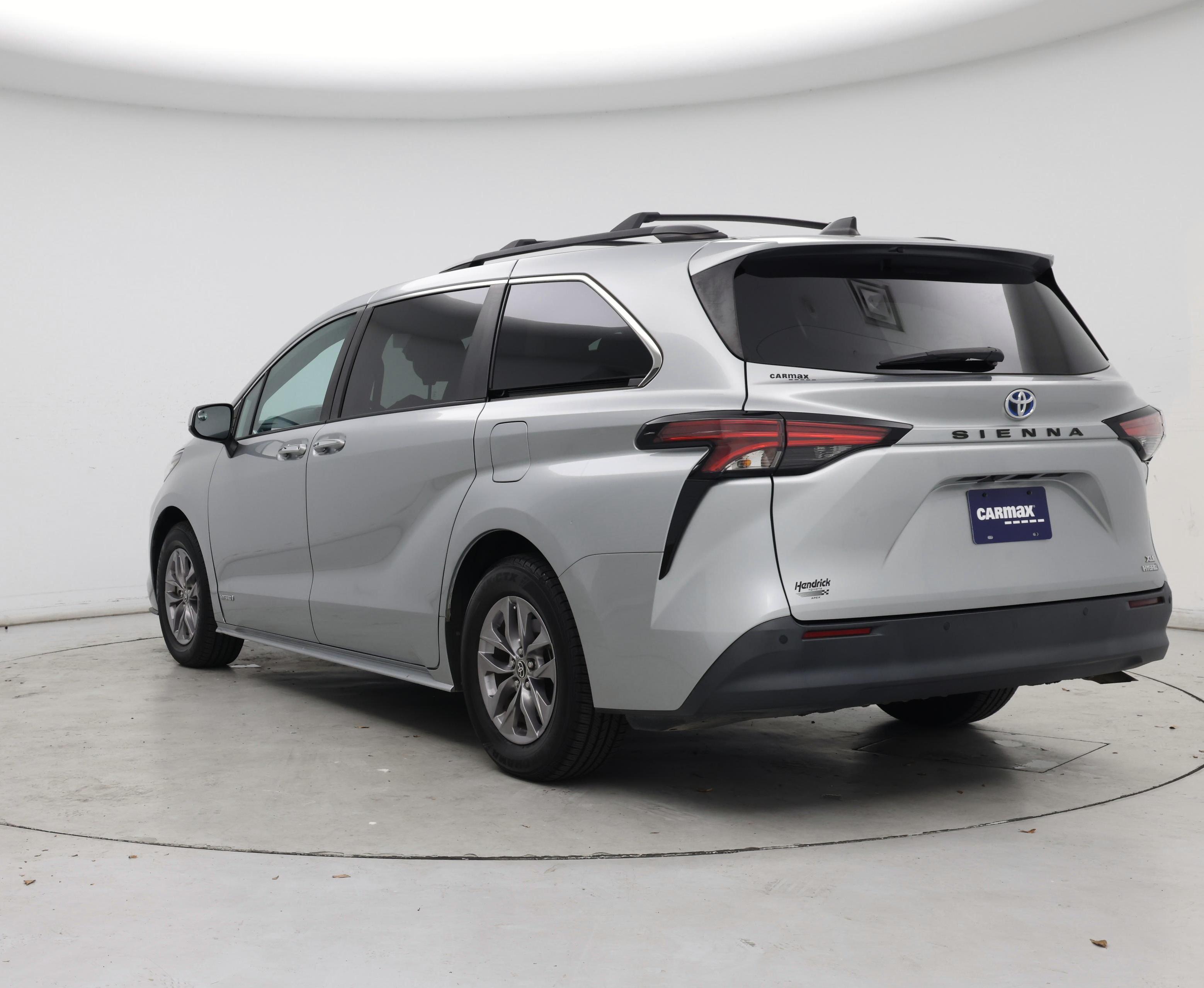 Thumbnail: 2021 Toyota Sienna - 2