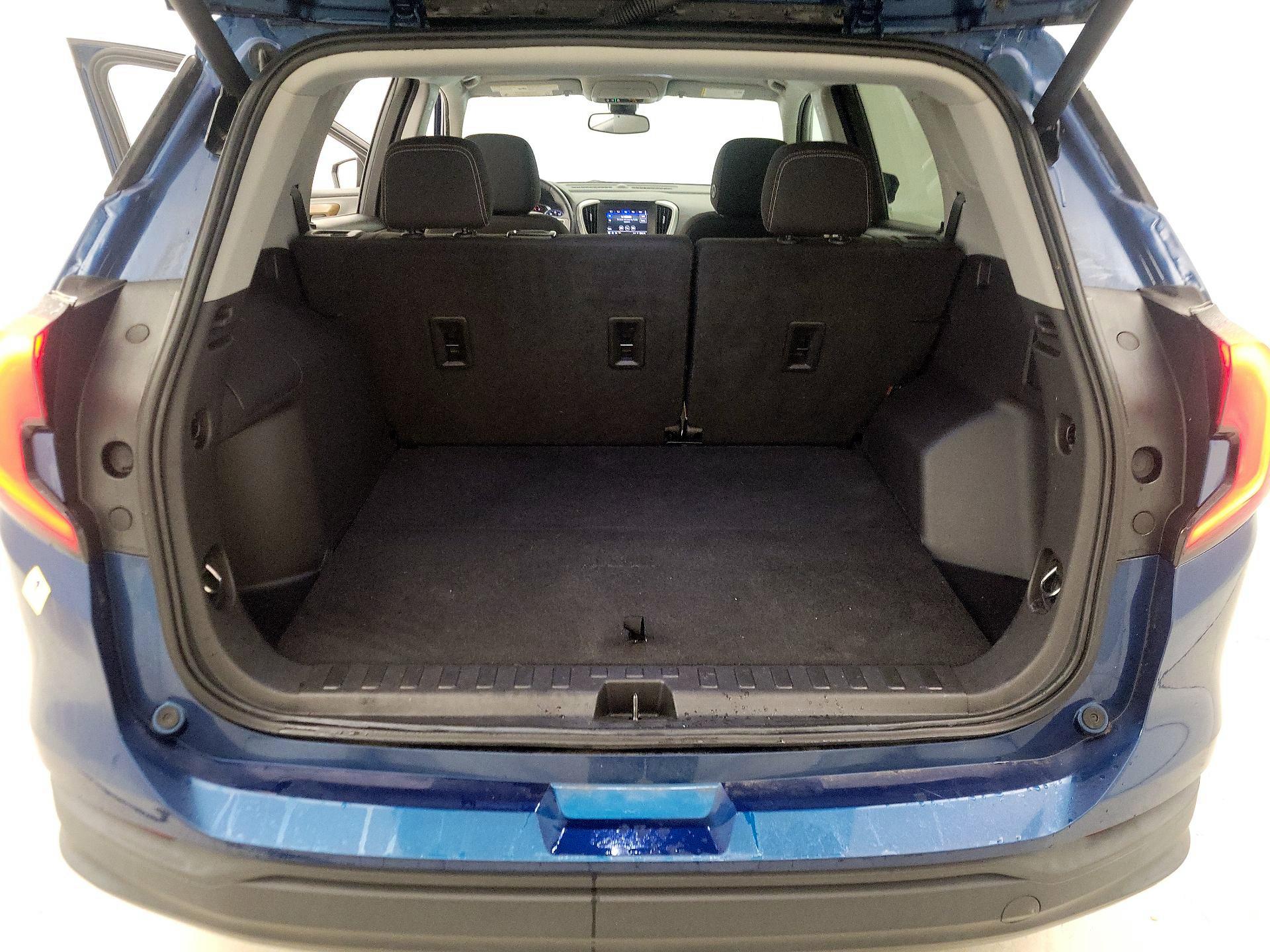 Thumbnail: 2021 GMC Terrain - 20