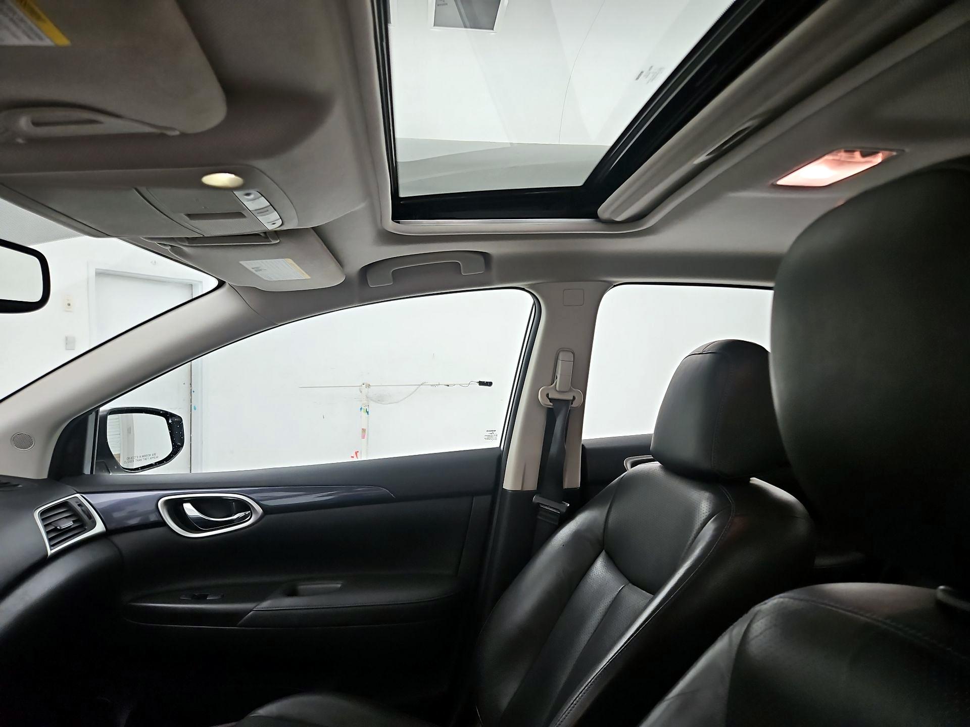 Thumbnail: 2017 Nissan Sentra - 19