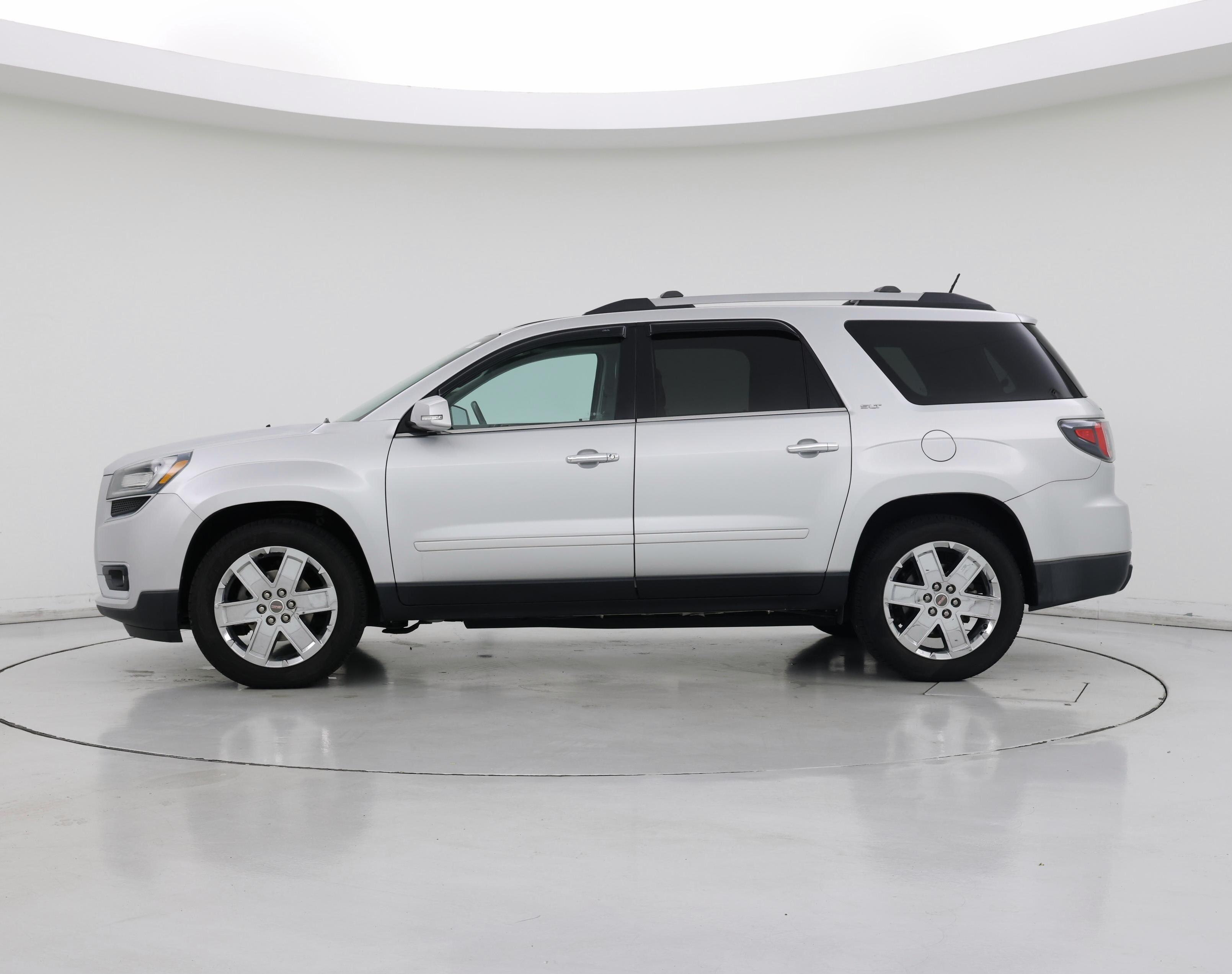 Thumbnail: 2017 GMC Acadia - 3