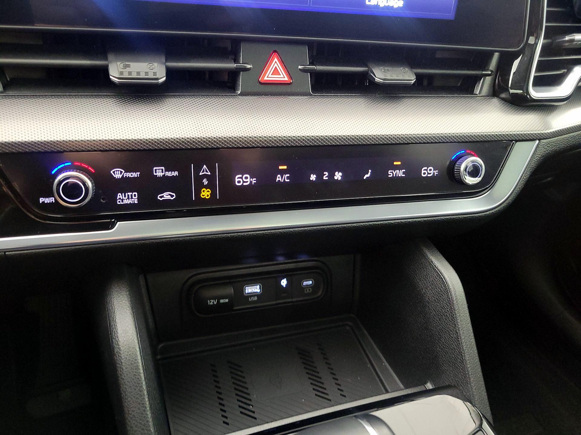 Thumbnail: 2025 Kia Sportage - 17