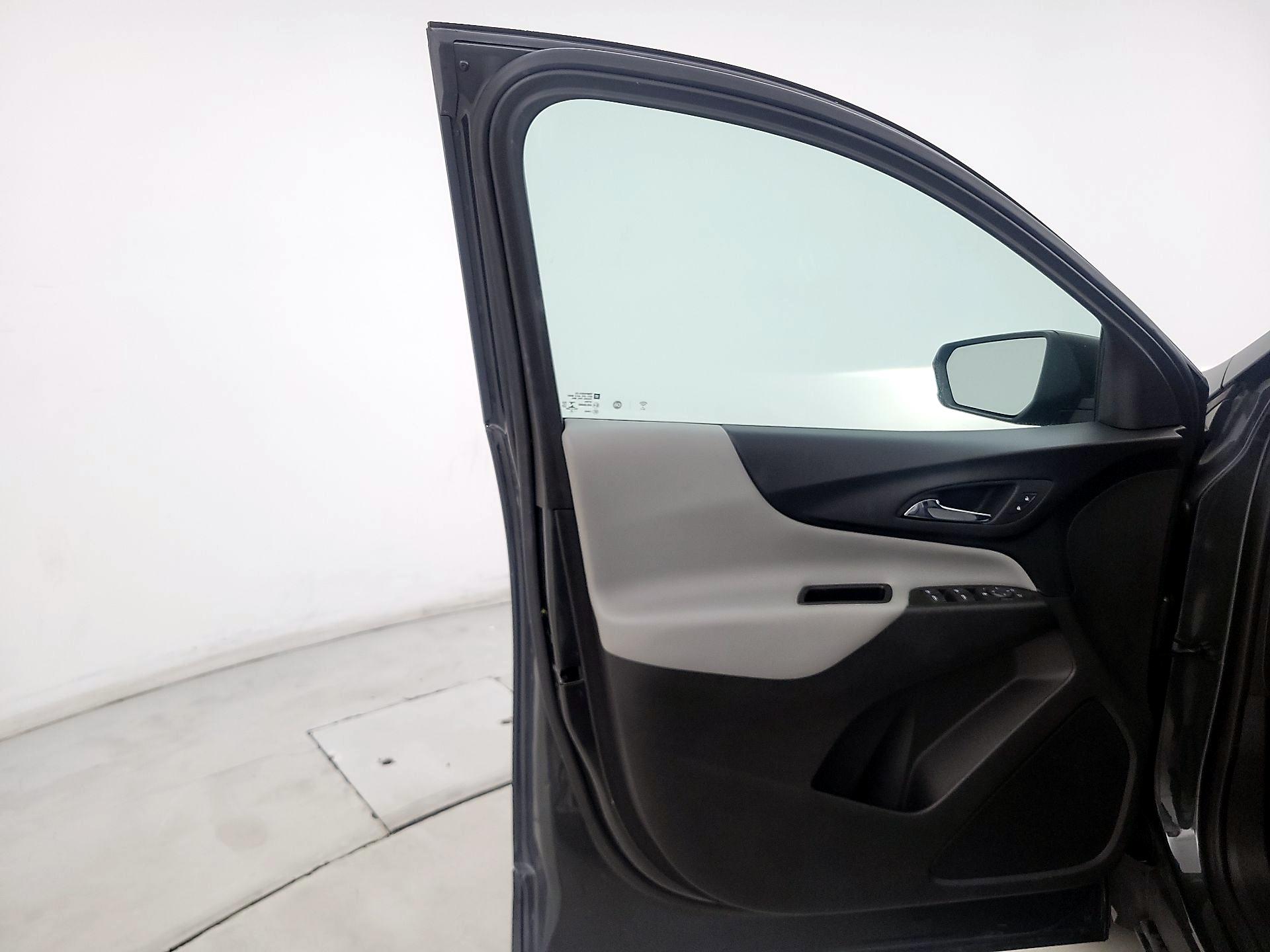 Thumbnail: 2020 Chevrolet Equinox - 12