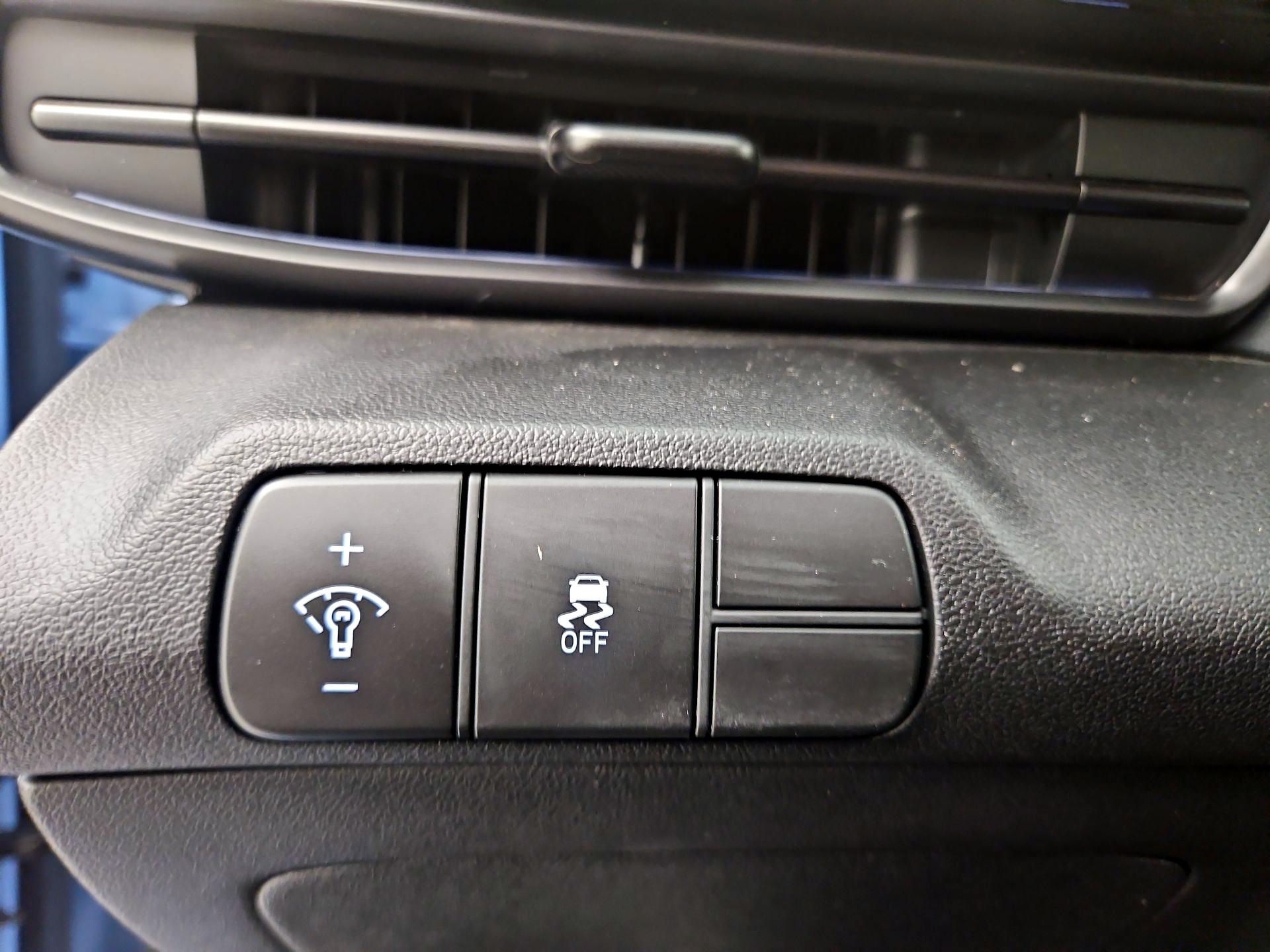 Thumbnail: 2025 Hyundai Elantra - 13