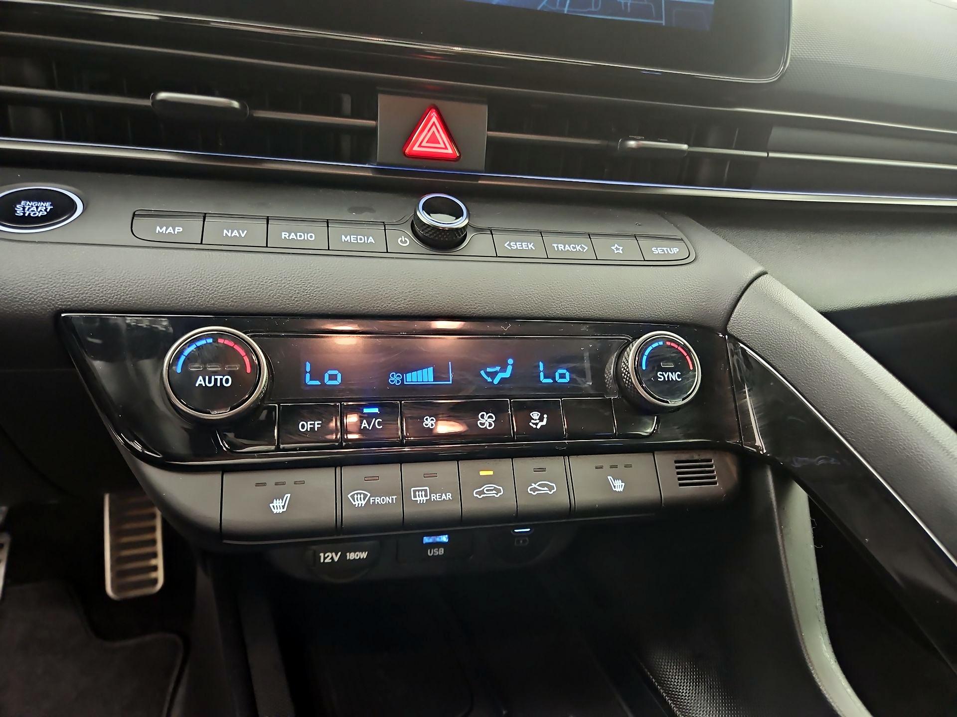 Thumbnail: 2025 Hyundai Elantra - 17