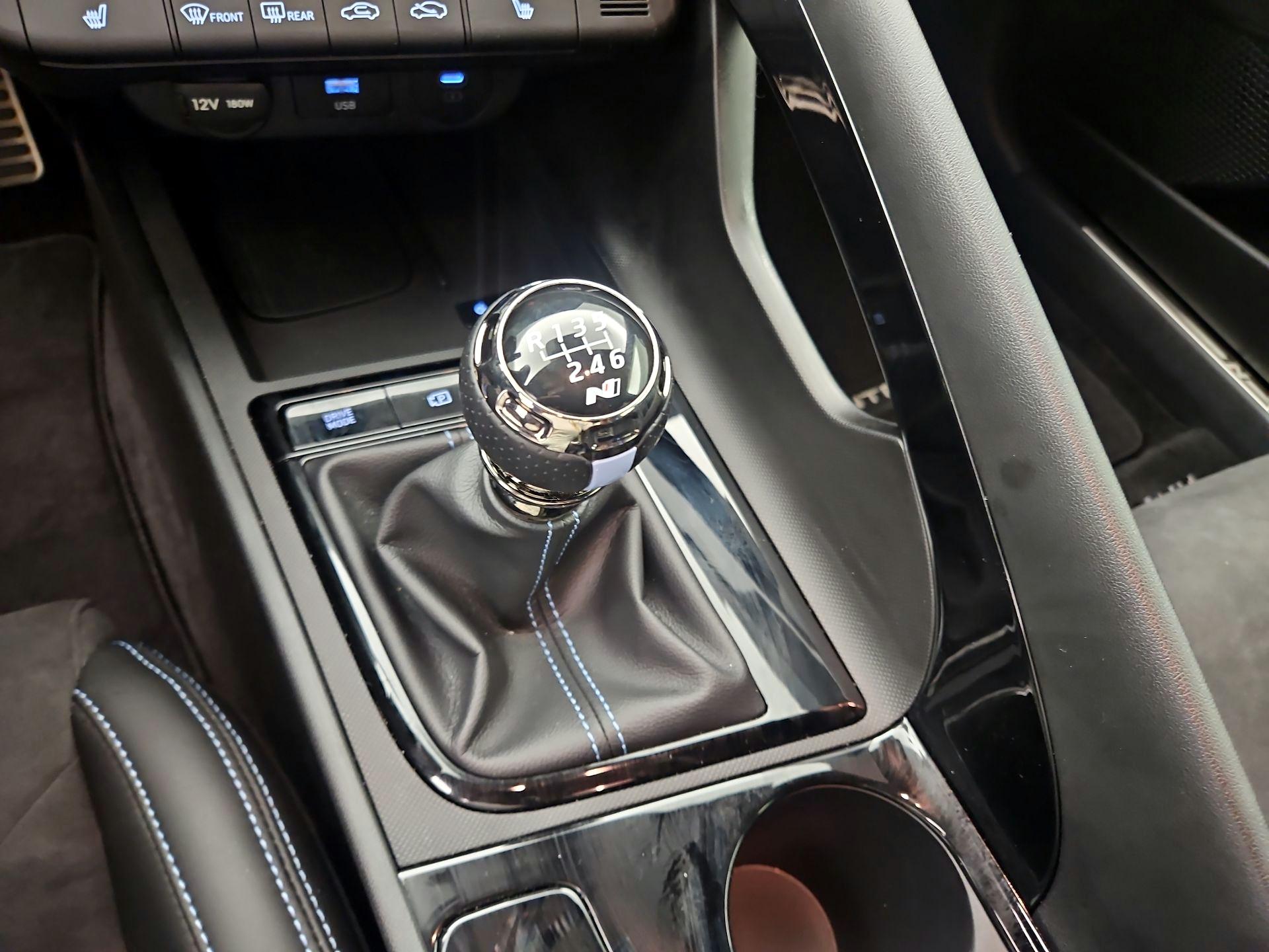 Thumbnail: 2025 Hyundai Elantra - 18