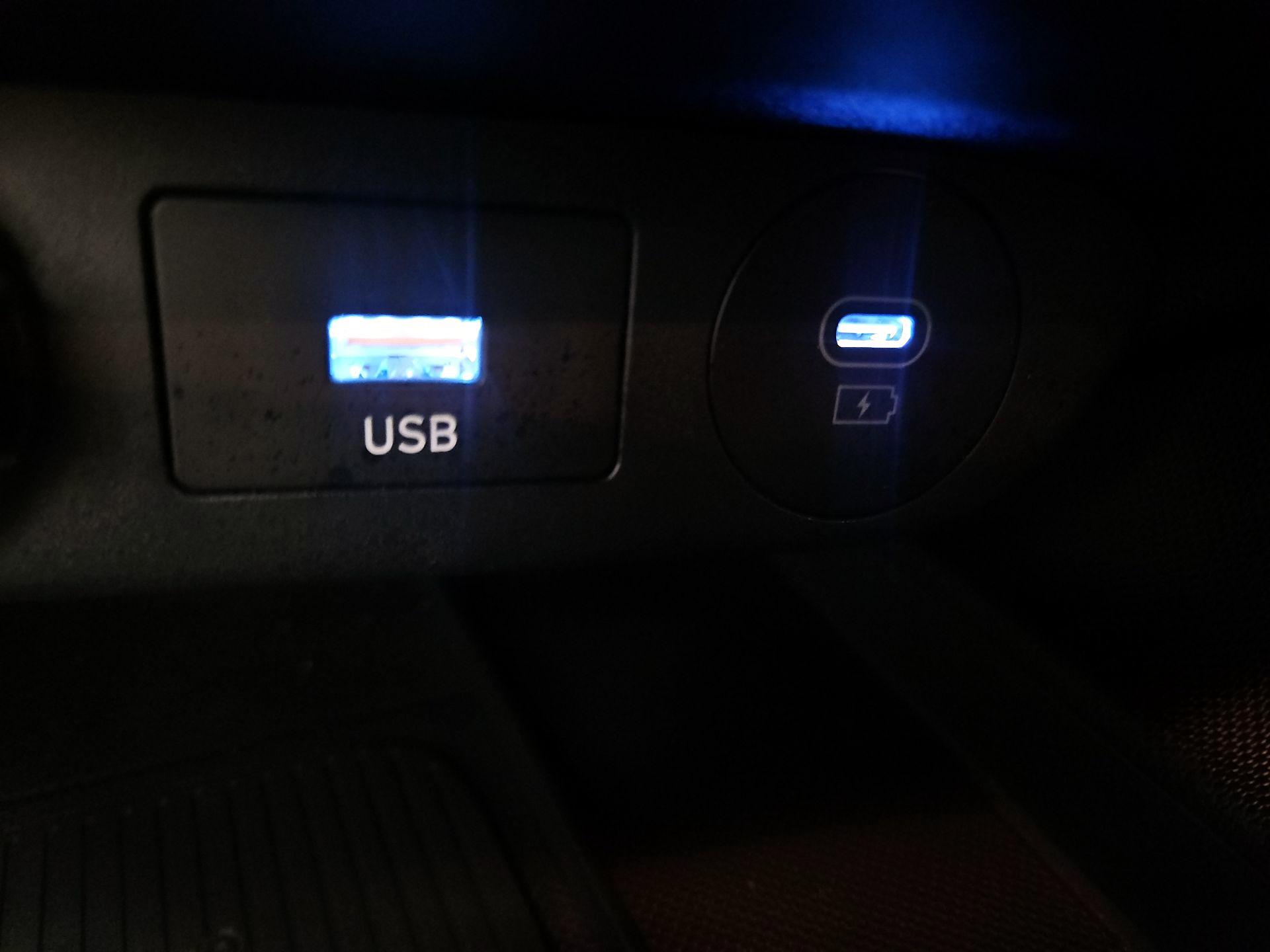 Thumbnail: 2025 Hyundai Elantra - 19