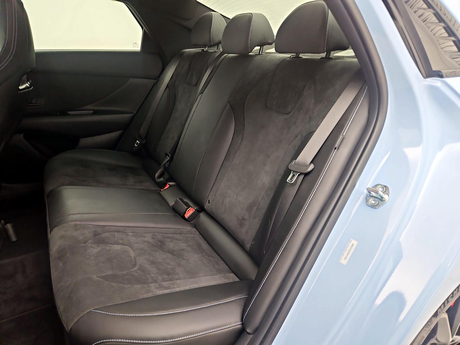 Thumbnail: 2025 Hyundai Elantra - 20