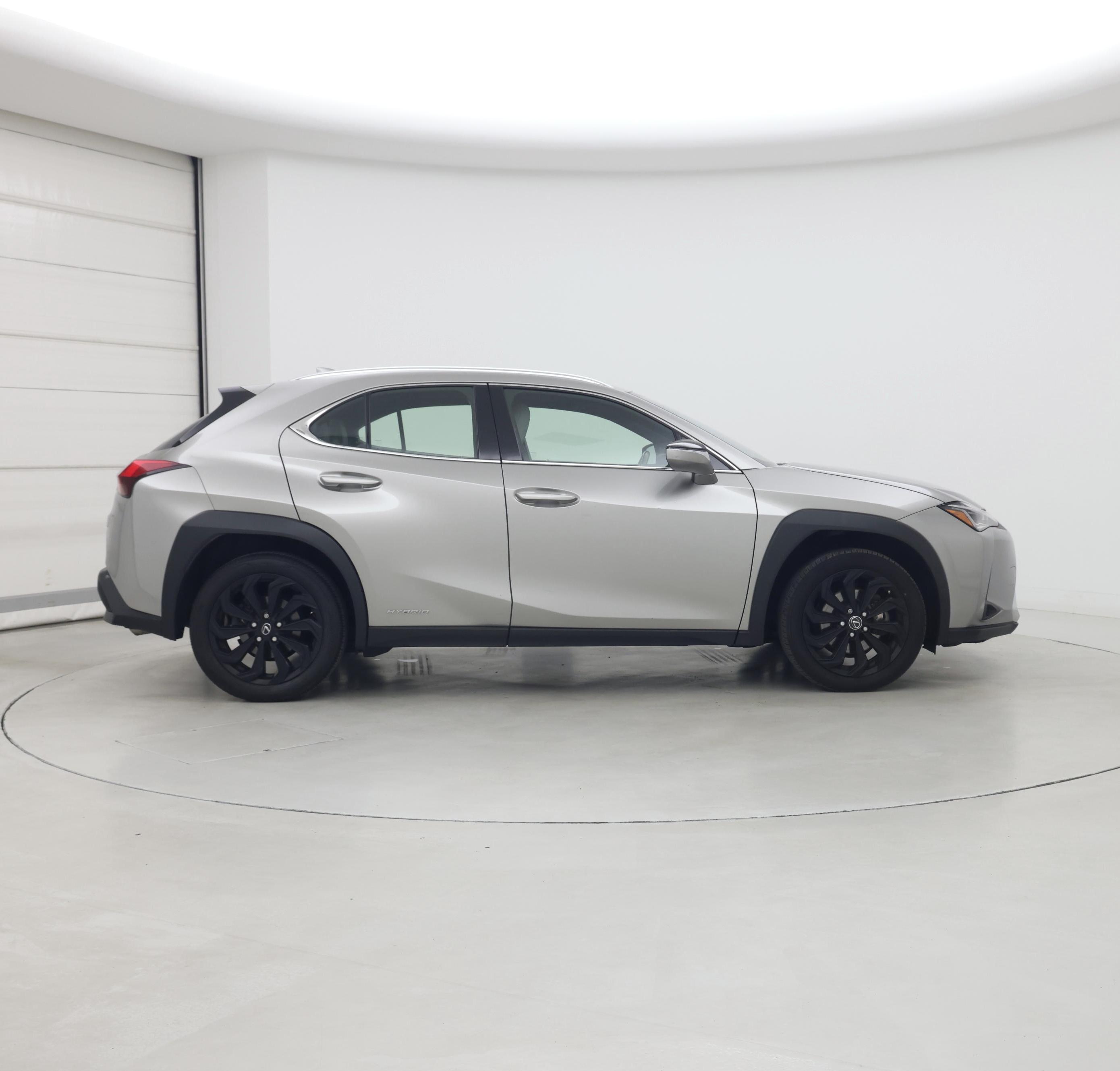 Thumbnail: 2022 Lexus UX - 7