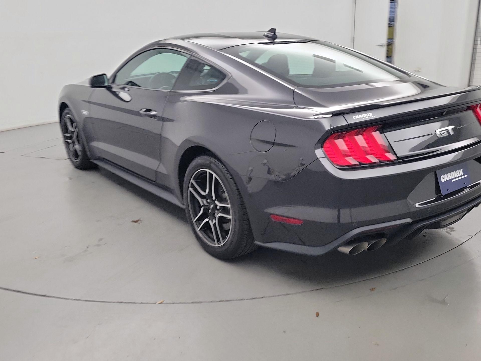 Thumbnail: 2022 Ford Mustang - 7