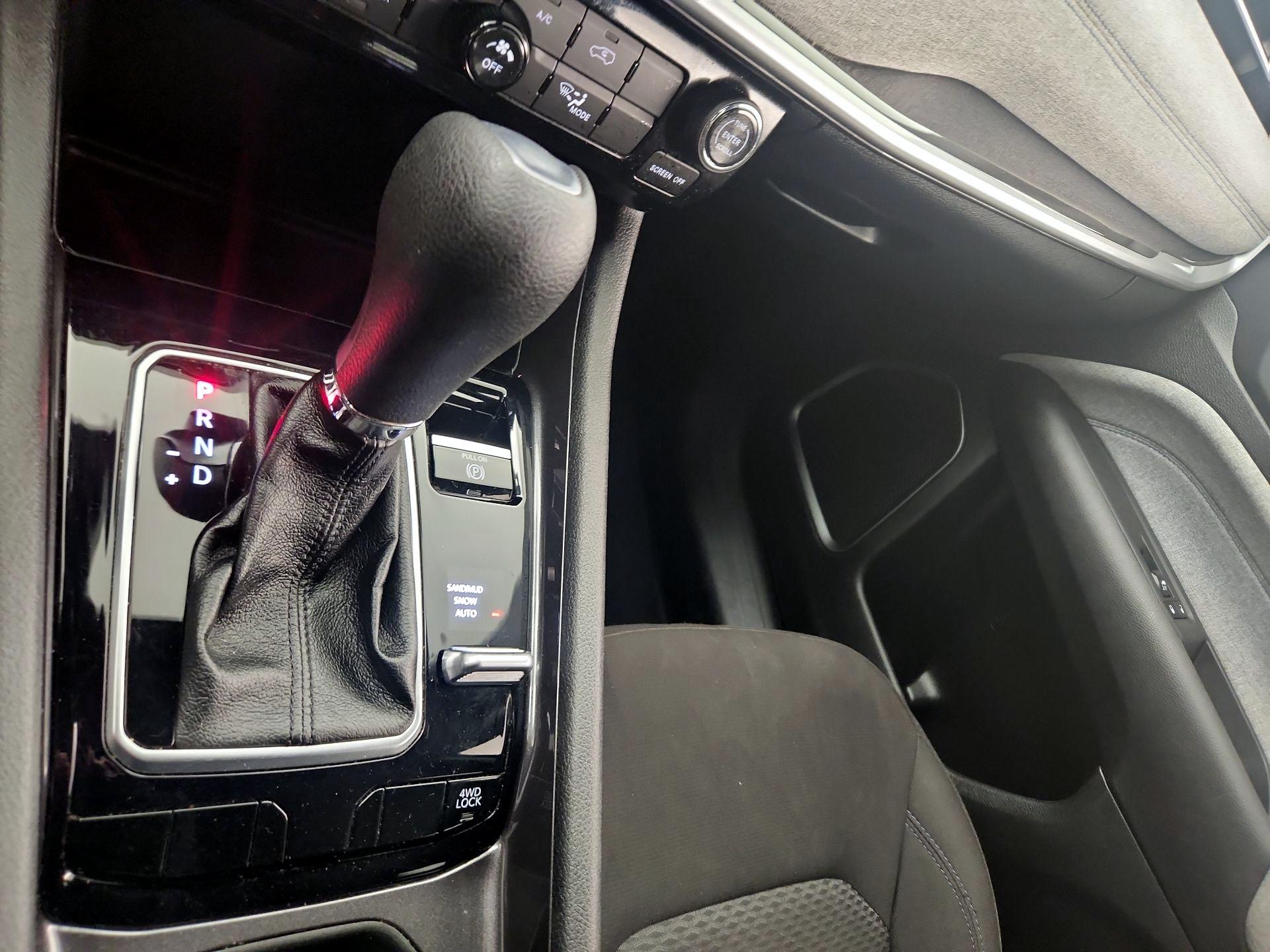 Thumbnail: 2023 Jeep Compass - 17