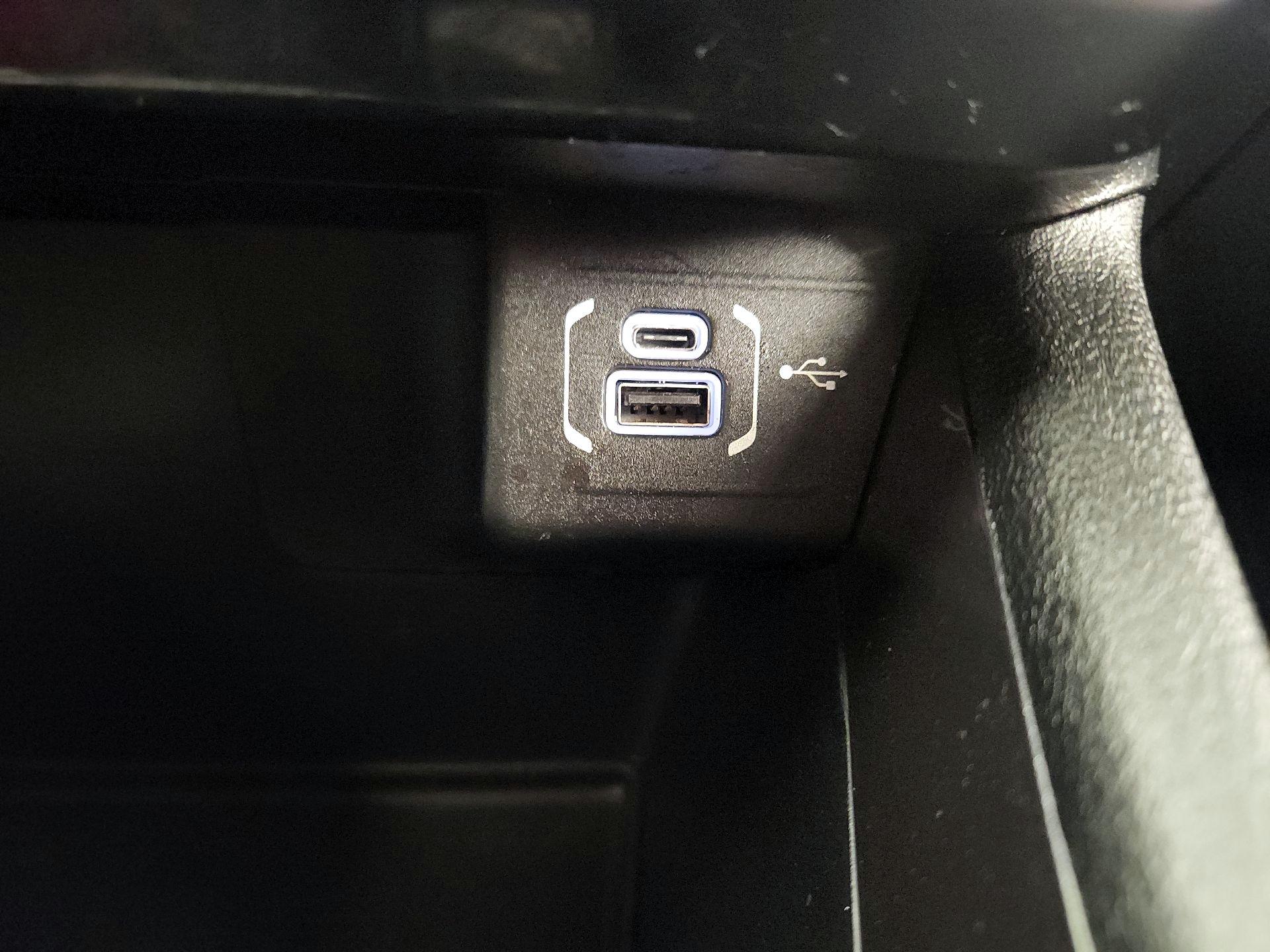 Thumbnail: 2023 Jeep Compass - 18