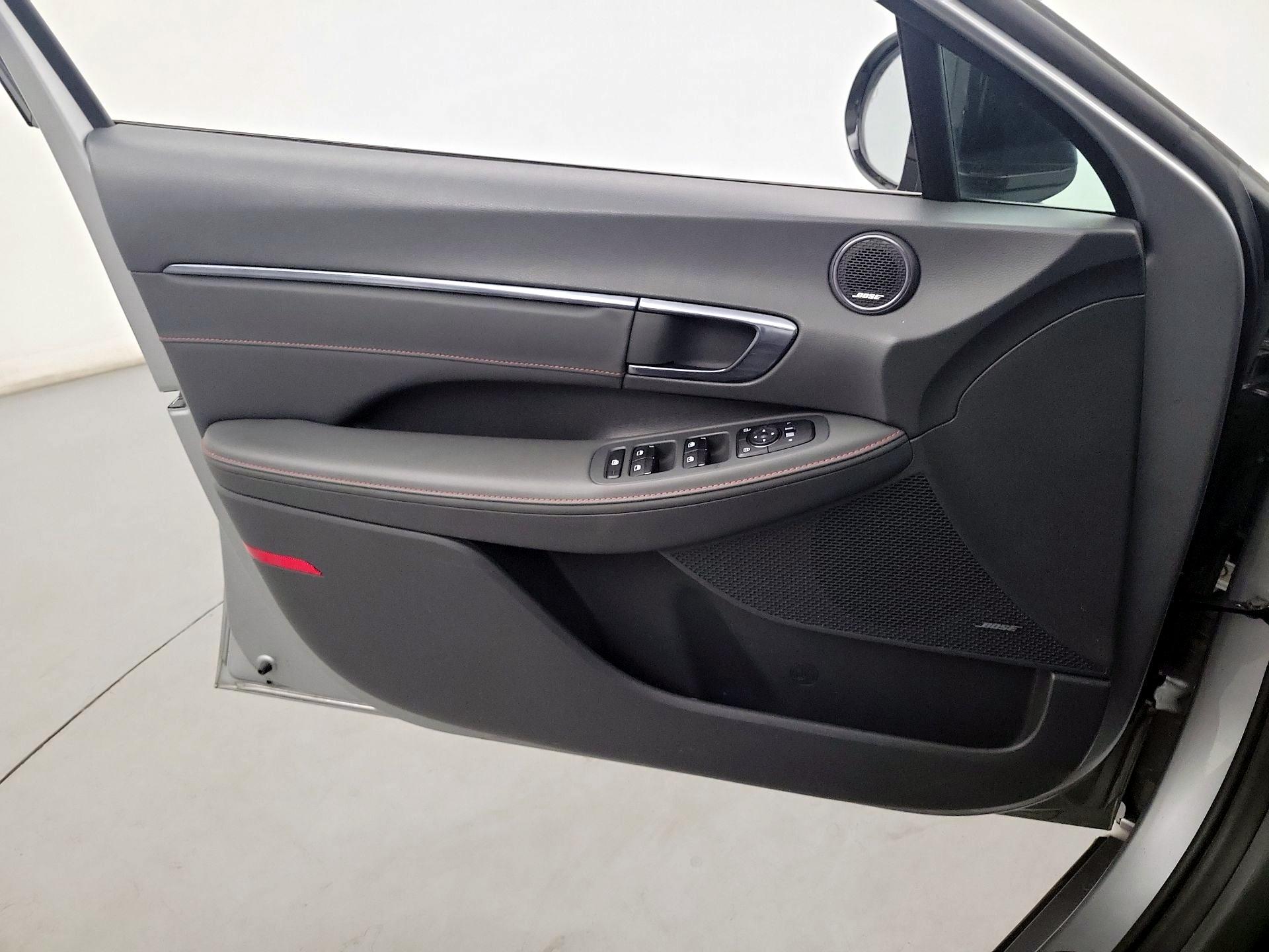 Thumbnail: 2022 Hyundai Sonata - 10