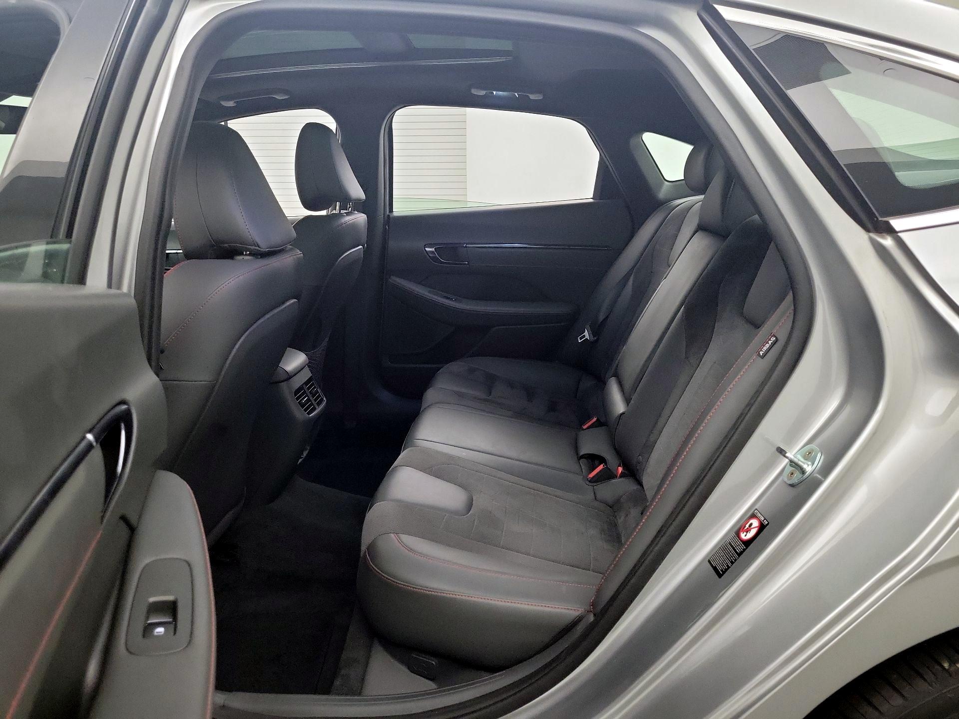 Thumbnail: 2022 Hyundai Sonata - 19