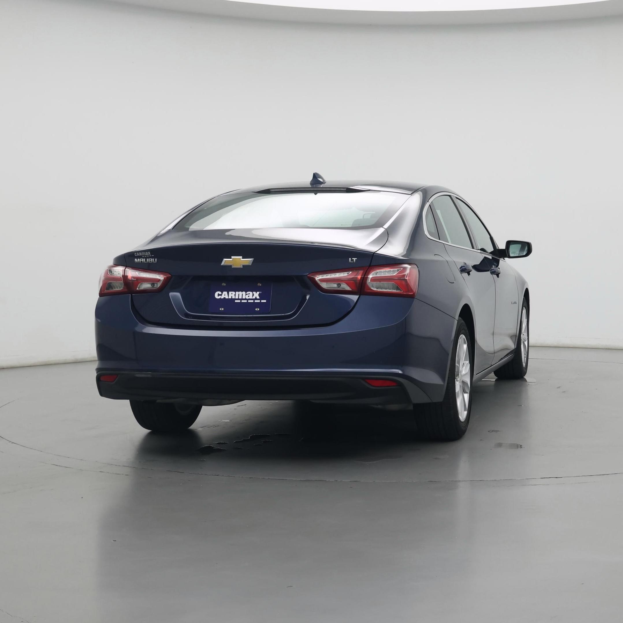 Thumbnail: 2021 Chevrolet Malibu - 2