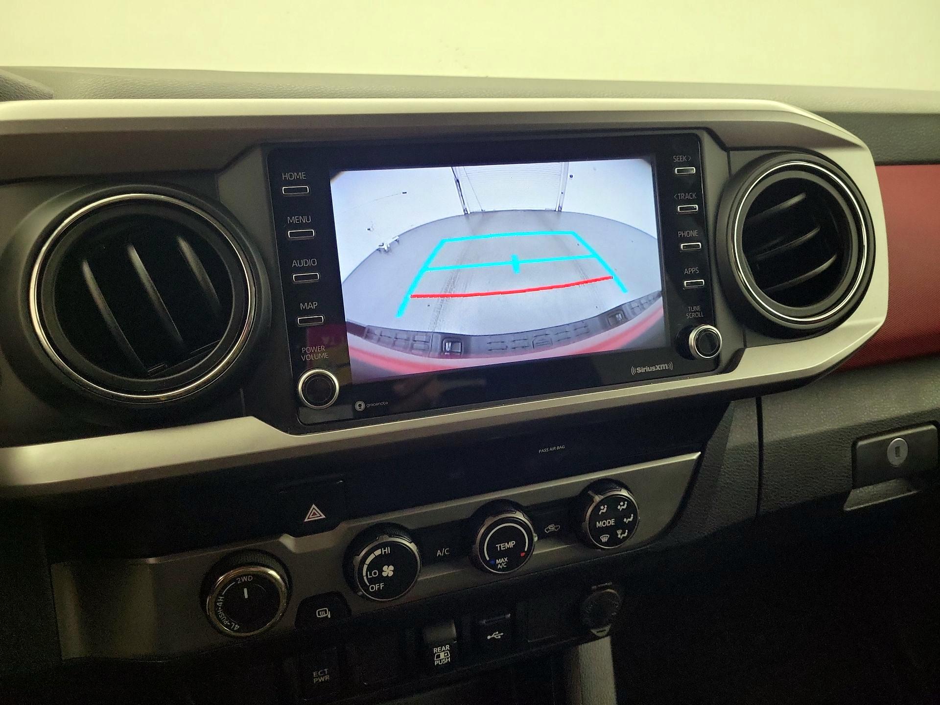 Thumbnail: 2020 Toyota Tacoma - 13