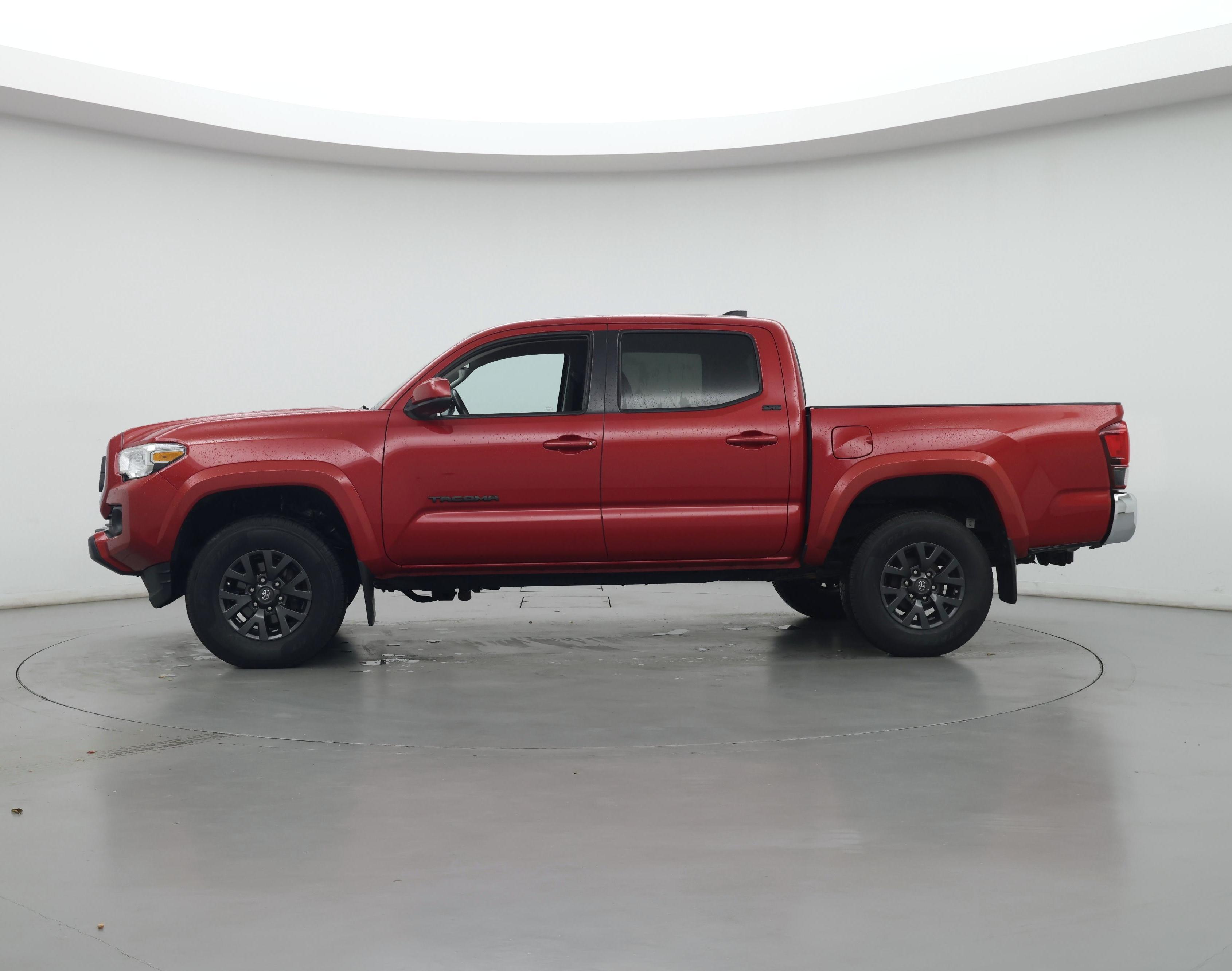 Thumbnail: 2020 Toyota Tacoma - 3
