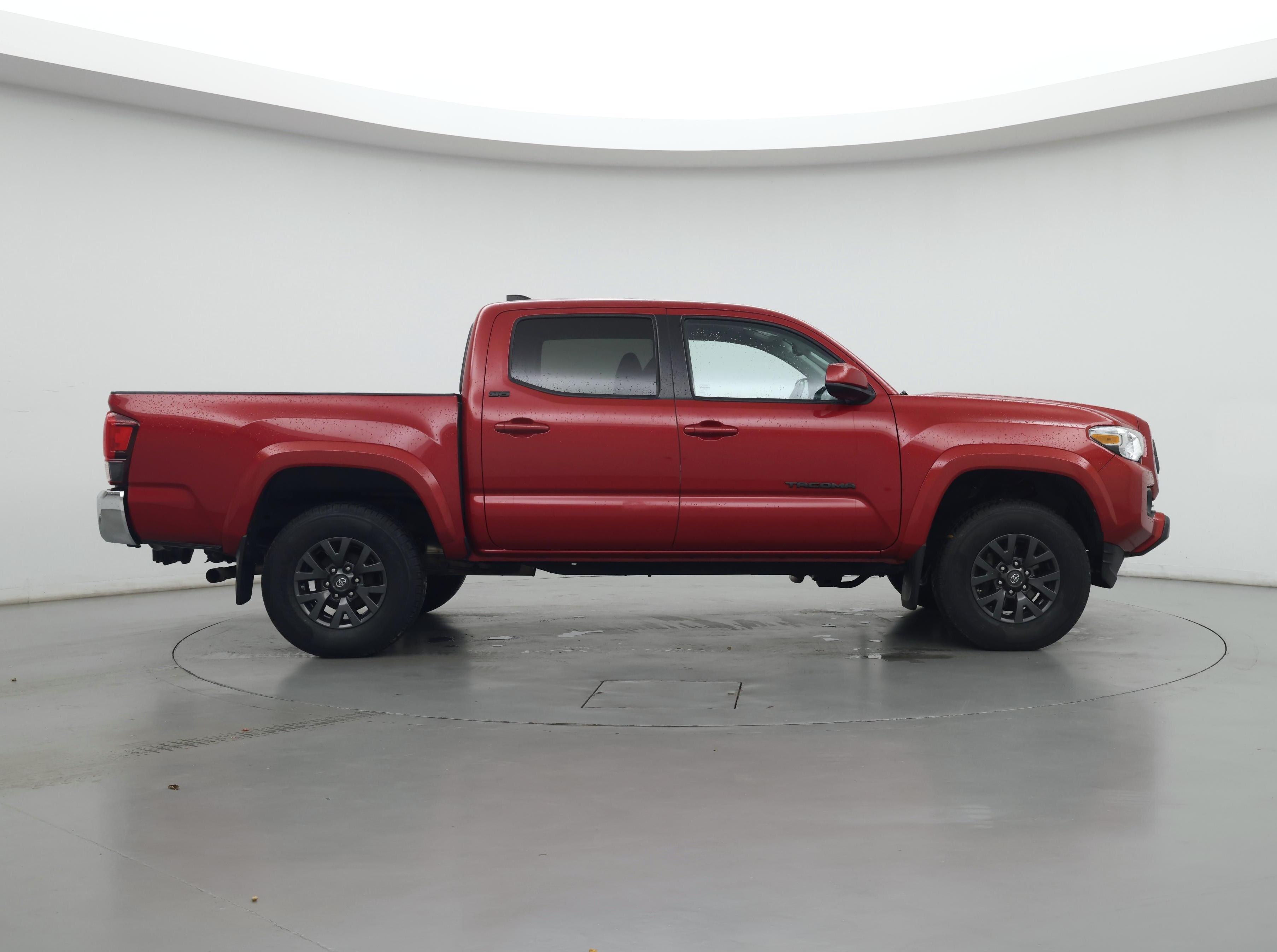 Thumbnail: 2020 Toyota Tacoma - 7